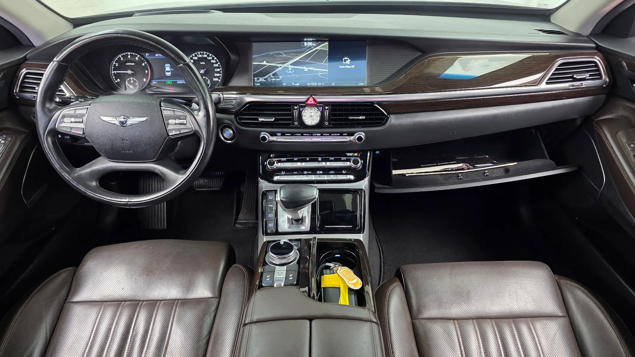 Genesis EQ900 3.8 GDI 2018 4/5