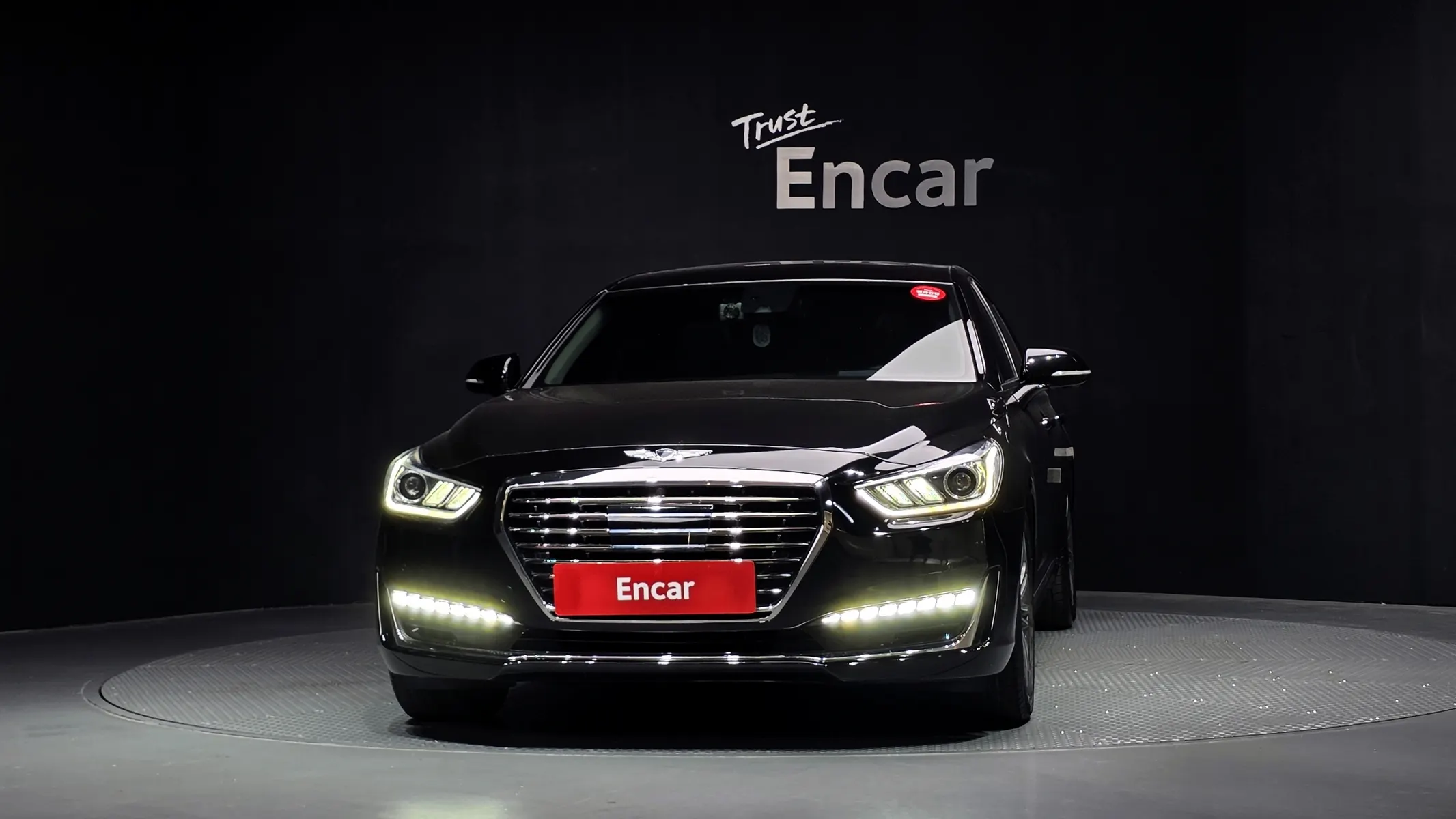 Genesis EQ900 3.8 GDI 2018 2/5
