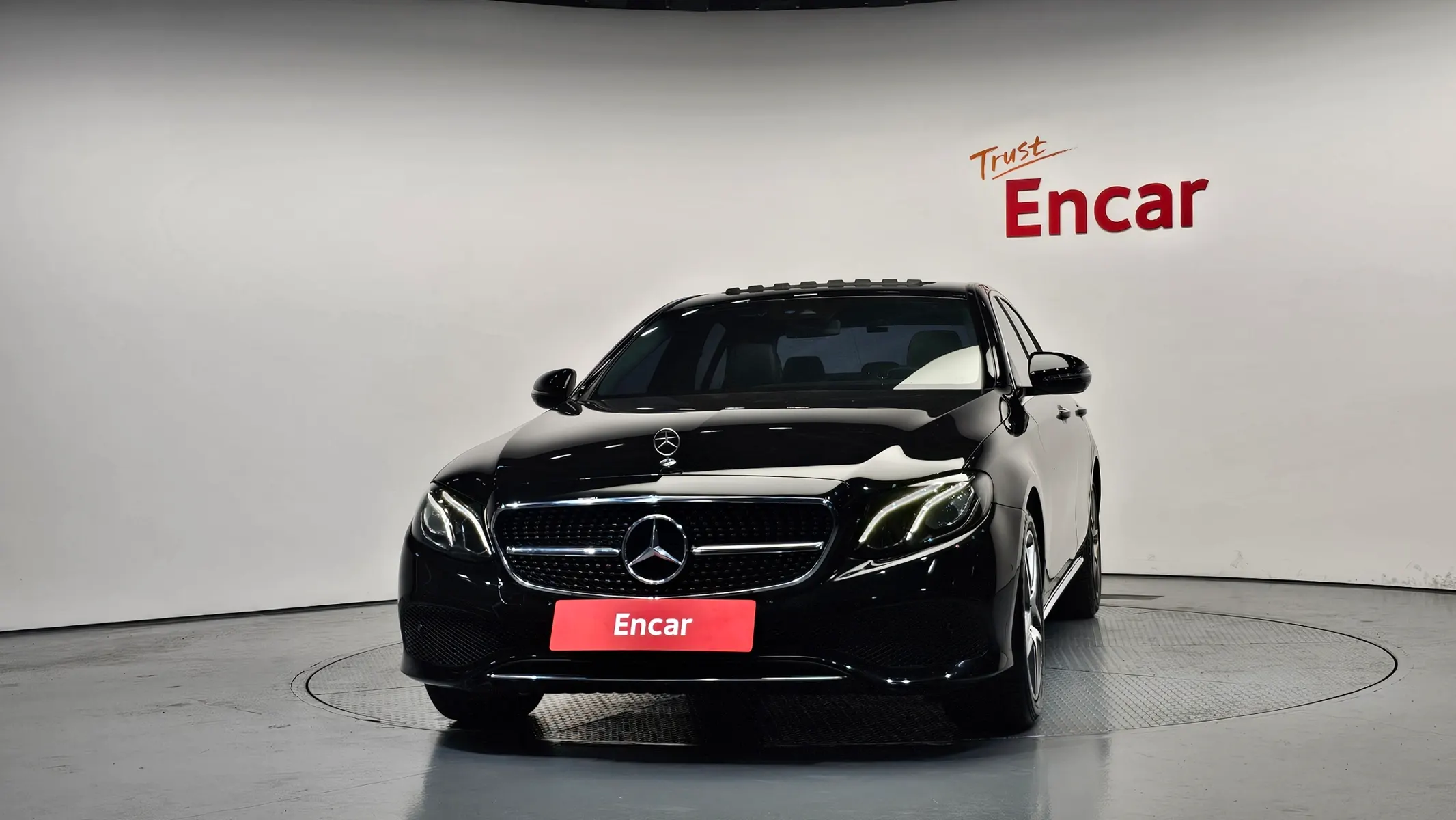Mercedes-Benz E-Class W213 E200 2017 3/21