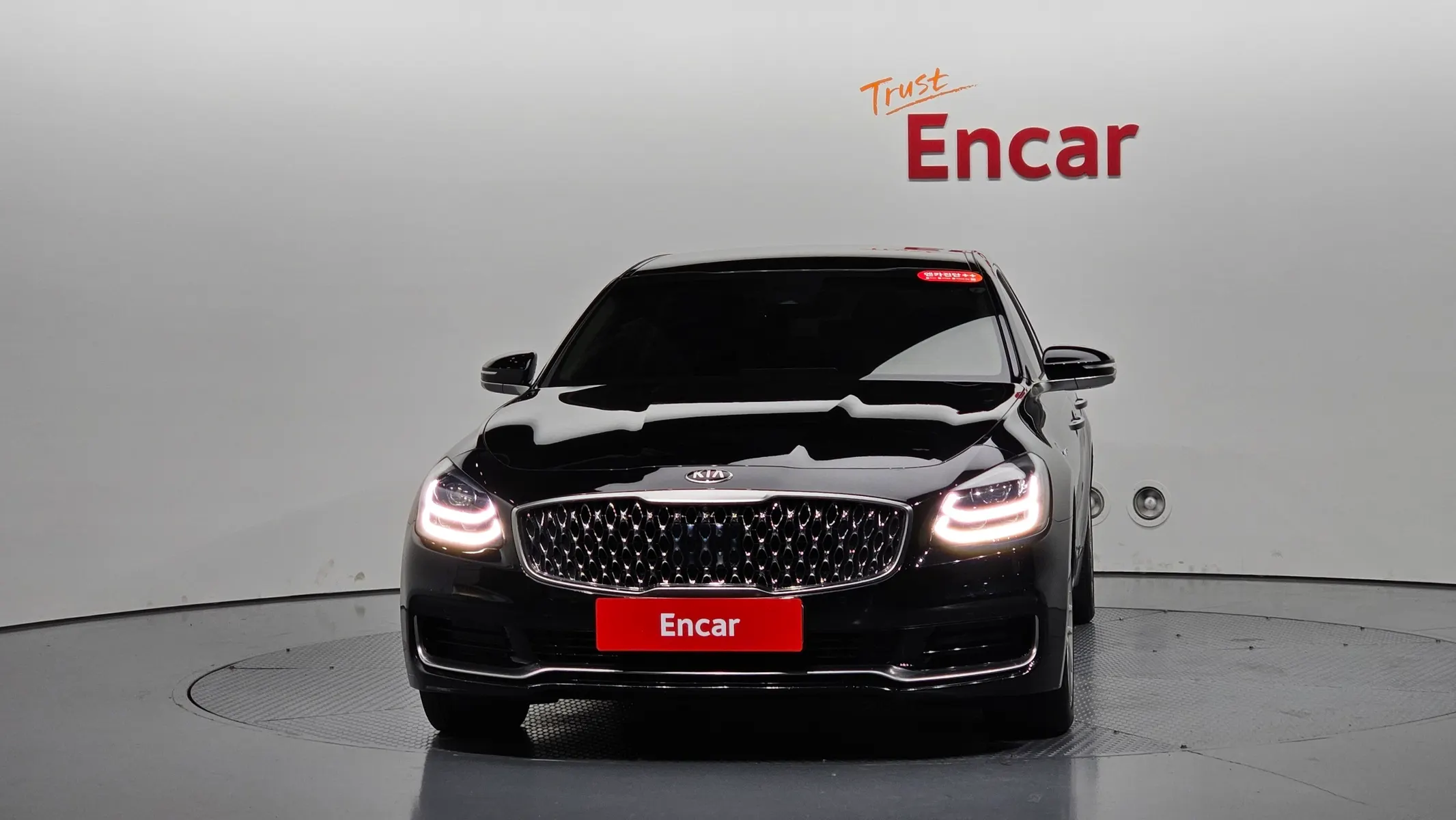 Kia K9 3.8 GDI AWD 2019 2/5