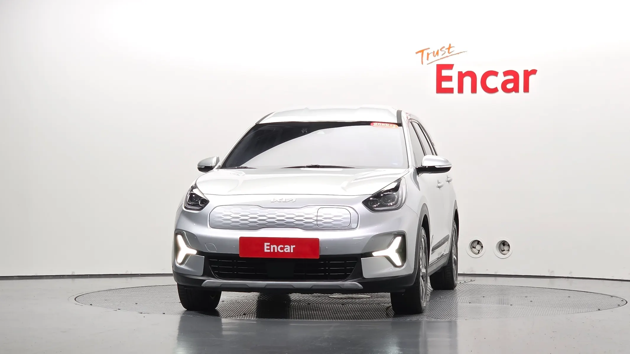 Kia 니로 플러스 2022 2/5