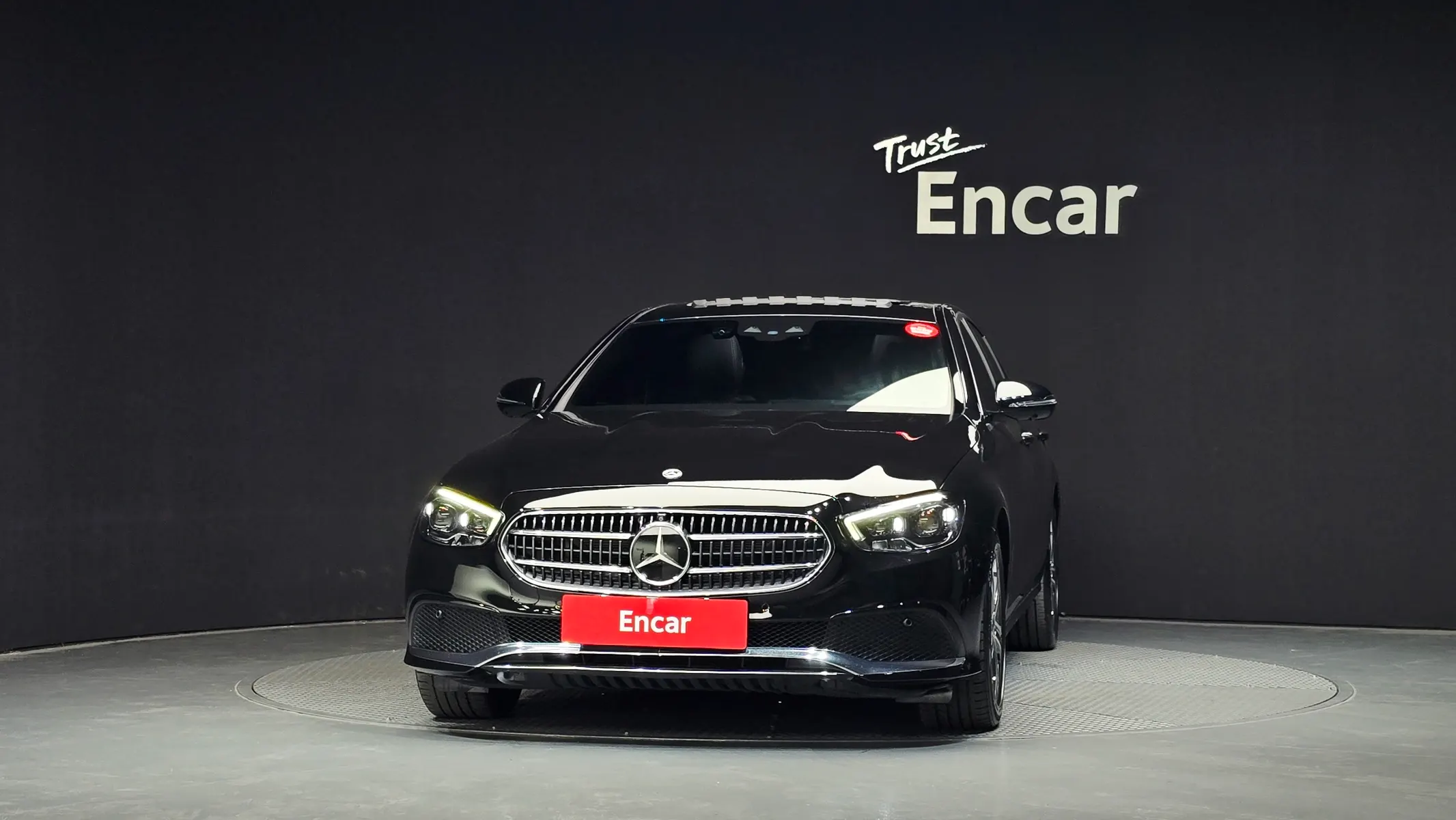 Mercedes-Benz E-Class W213 E350 4MATIC 2022 3/21