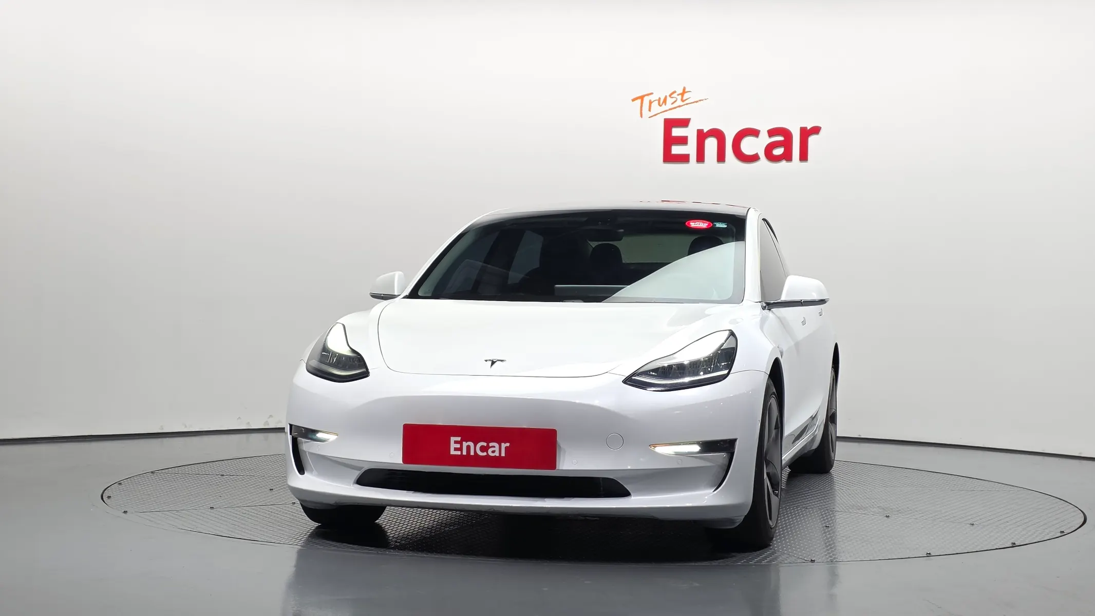 Tesla 3 AWD 2020 2/5
