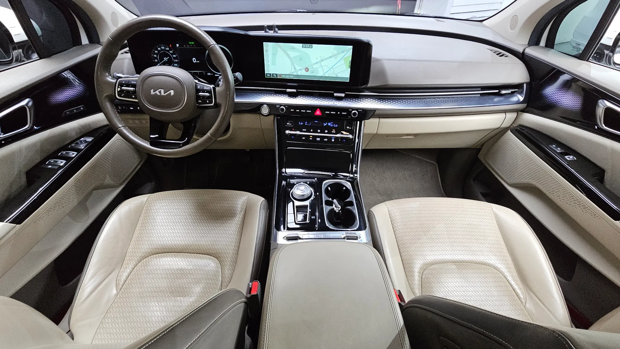 Kia Carnival 7 2022 4/5