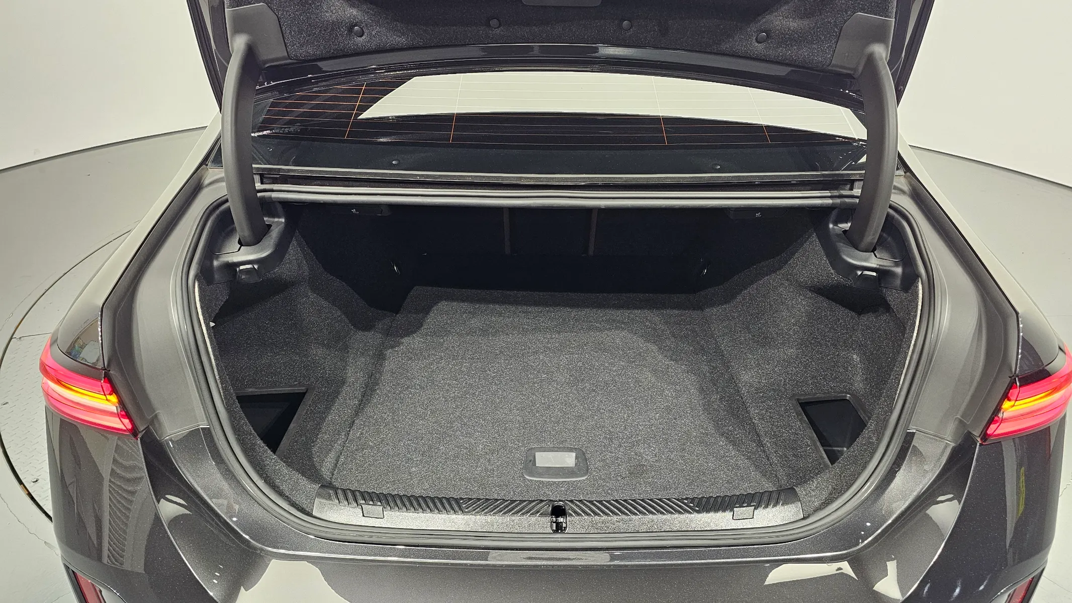 BMW i5 (G60) eDrive 40 M 2023 33/34