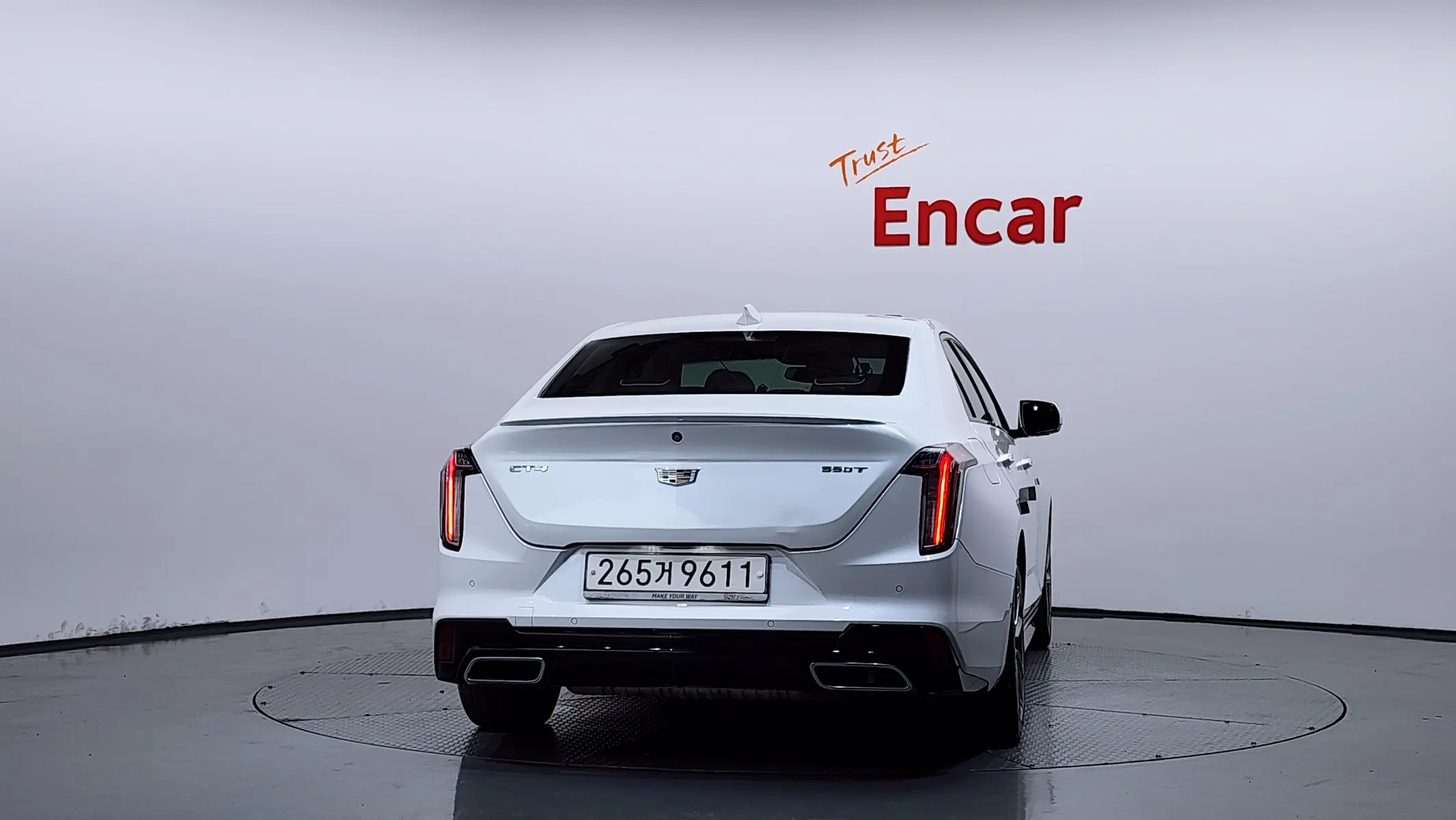 Cadillac CT4 2.0 2020 3/5