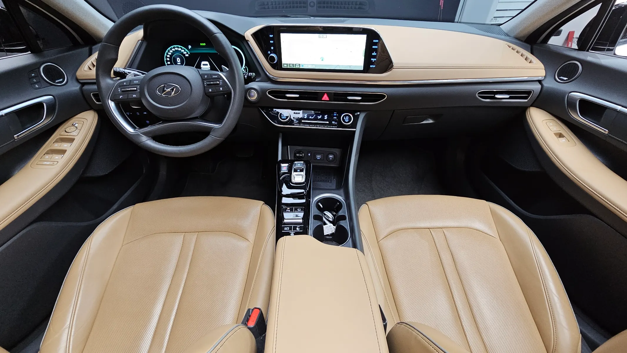 Hyundai (DN8) 2.0 2019 4/5