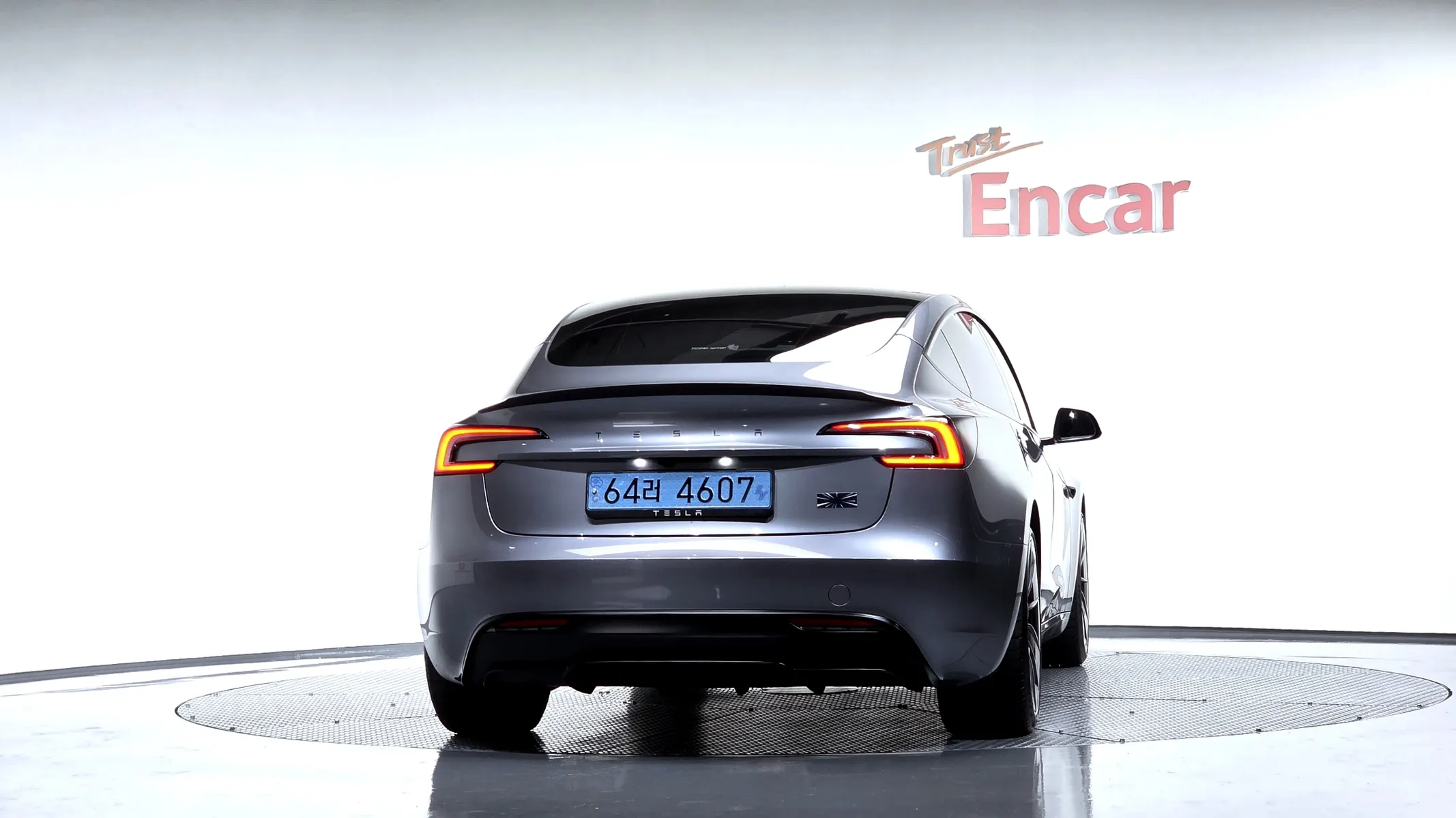 Tesla 3 AWD 2024 3/5