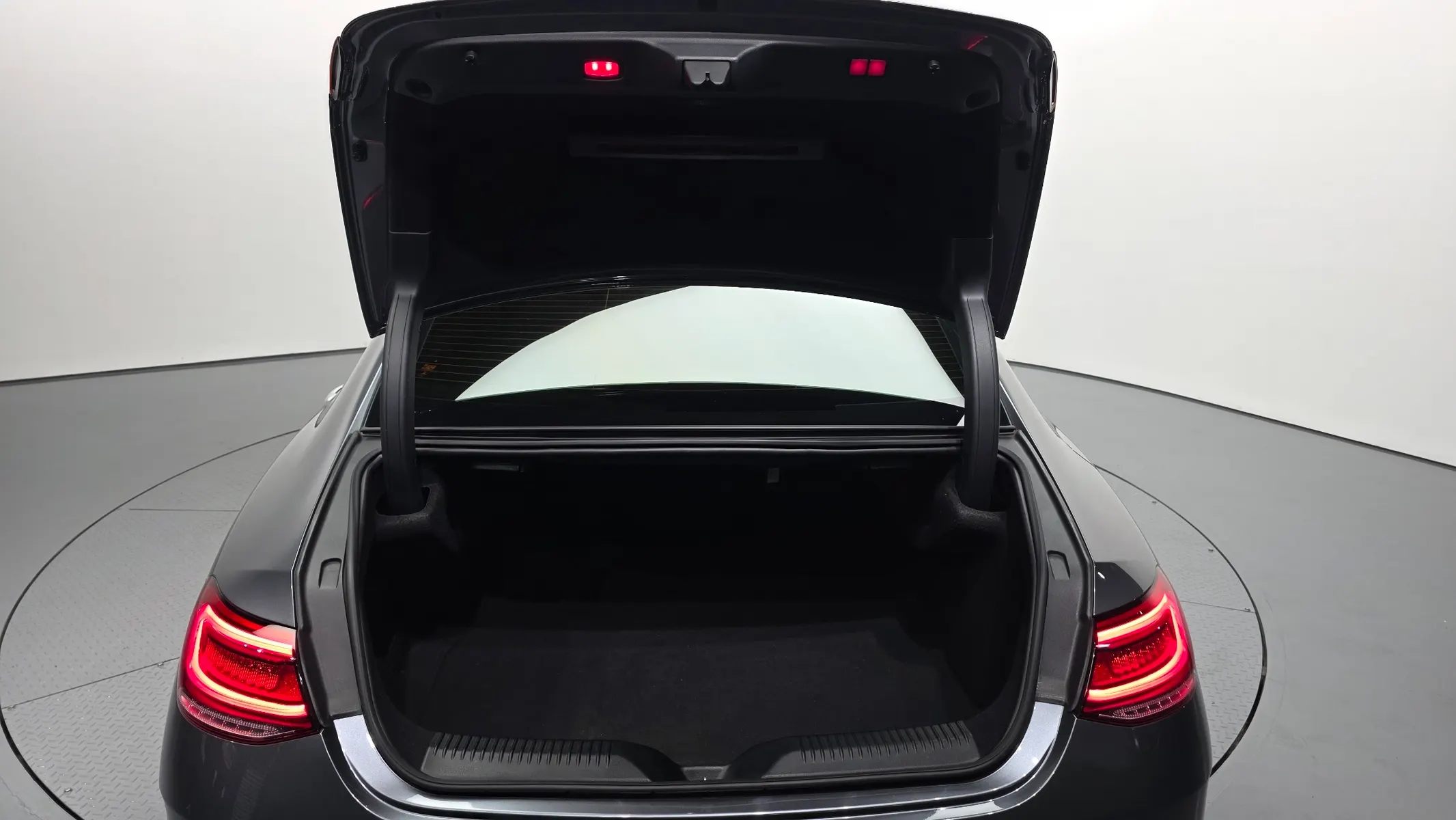 Mercedes-Benz CLS-Class C257 CLS300d AMG Line 2019 34/35