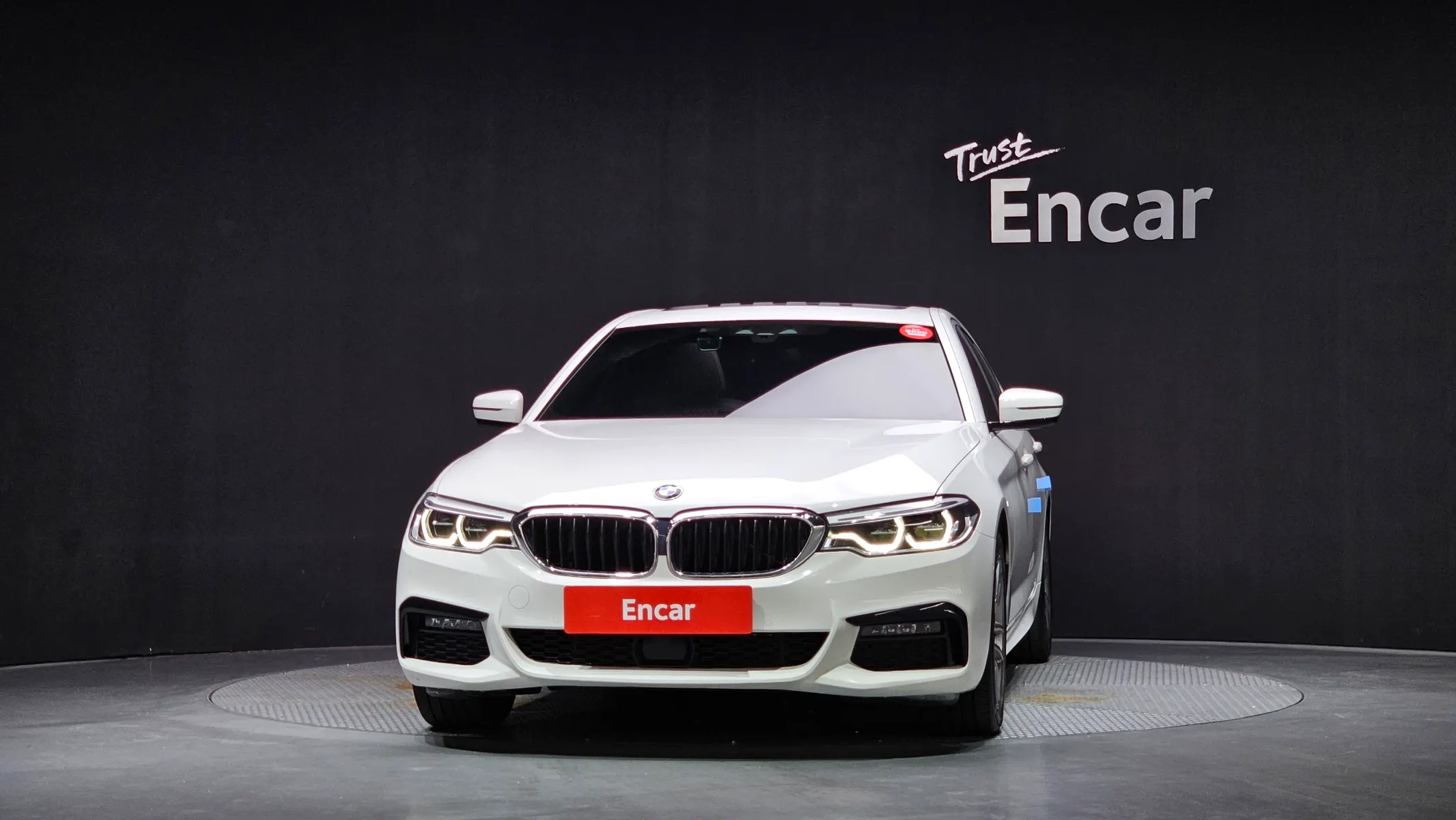 BMW 5 Series (G30) 520i M 2020 3/21