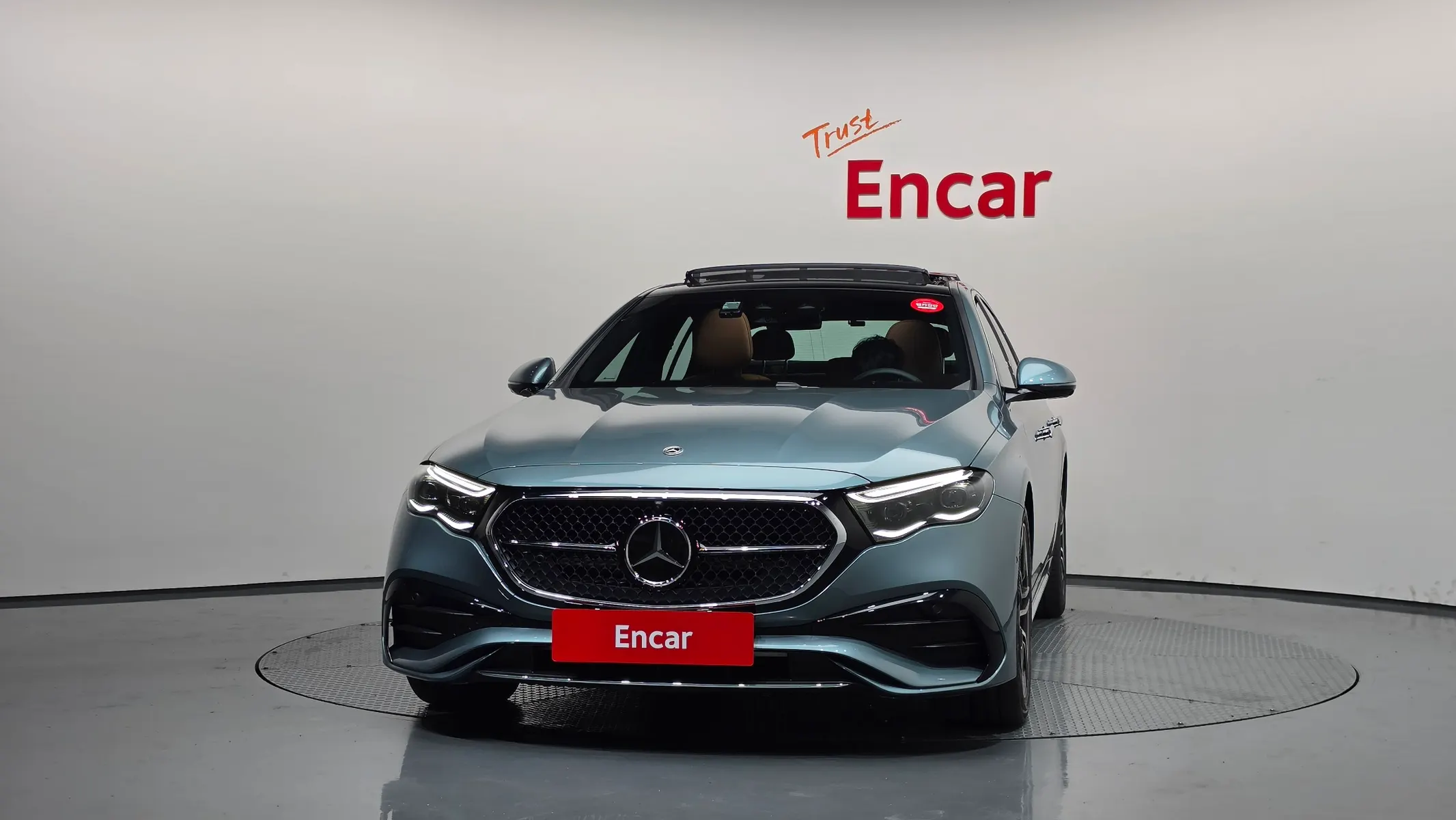 Mercedes-Benz E-Class W214 E300 4MATIC AMG Line 2025 3/32