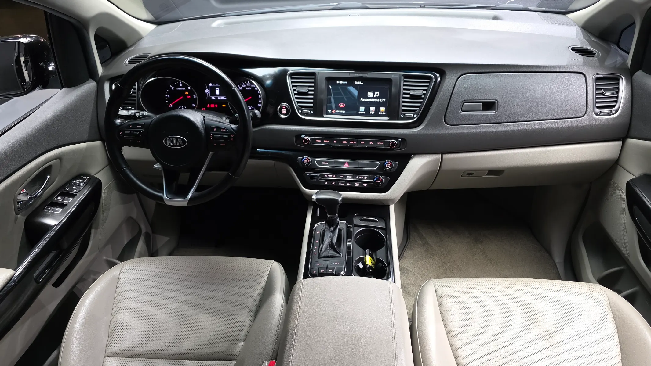 Kia 카니발 9 2017 4/5