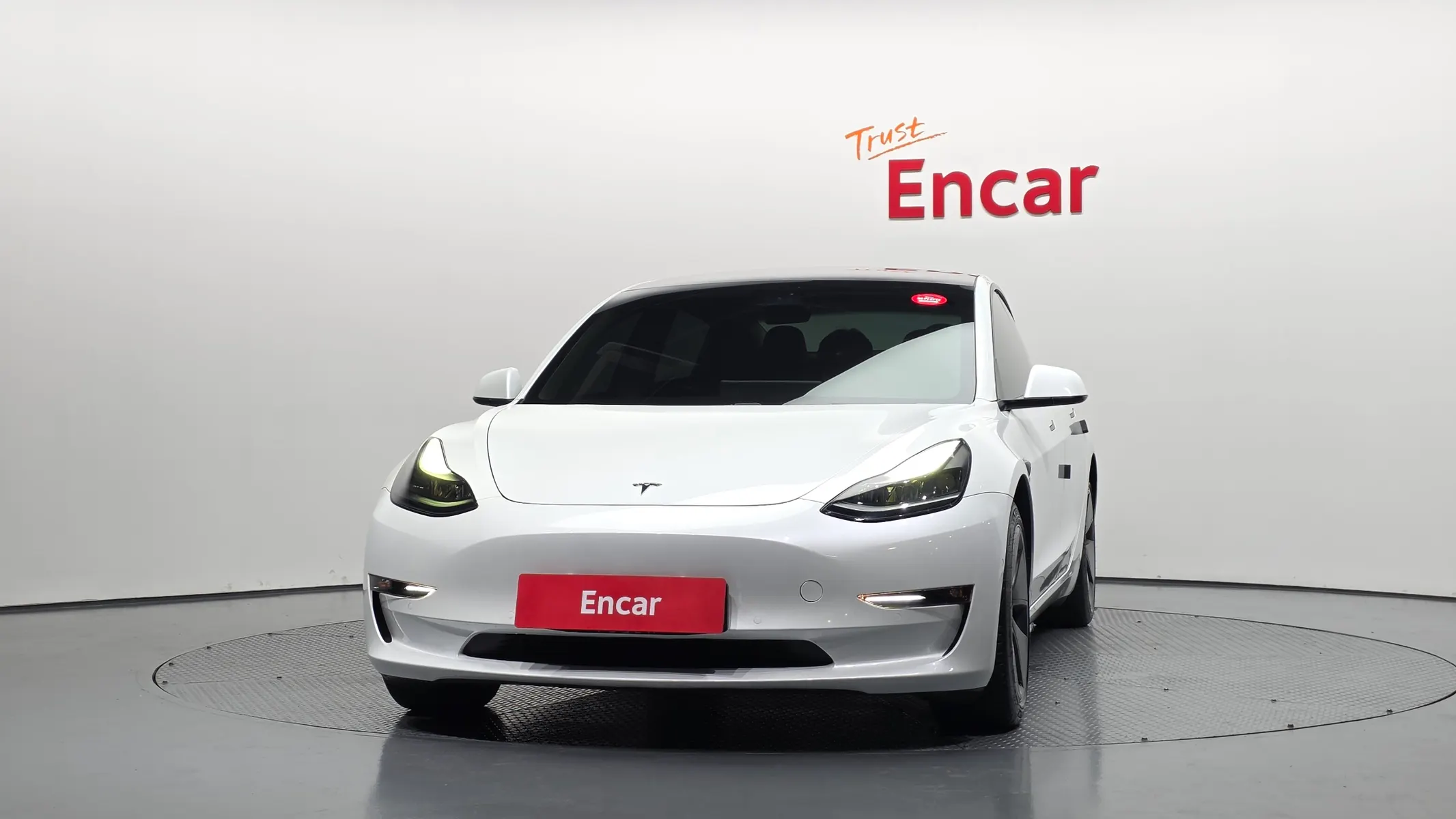 Tesla 3 AWD 2021 2/5