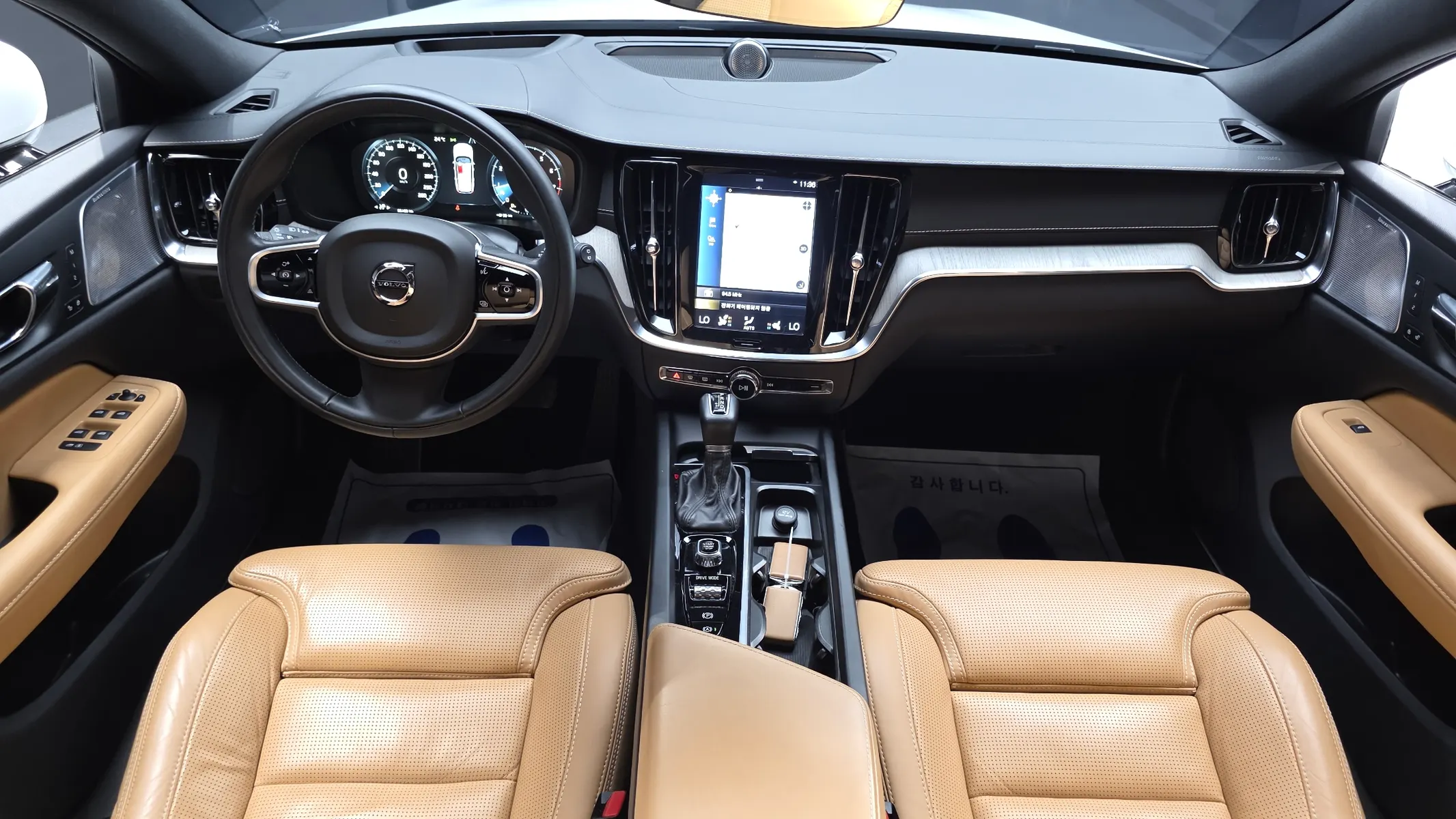 Volvo V60 2 T5 AWD 2019 4/5
