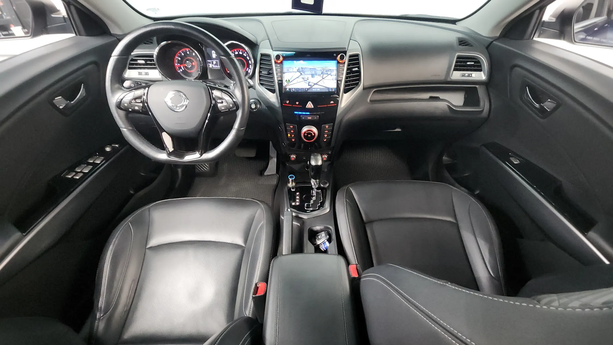 KG Mobility 티볼리 아머 Ⅱ 2WD 2018 4/5