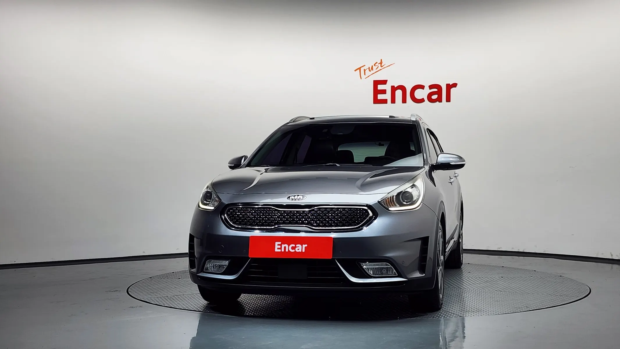 Kia Niro 2016 2/5