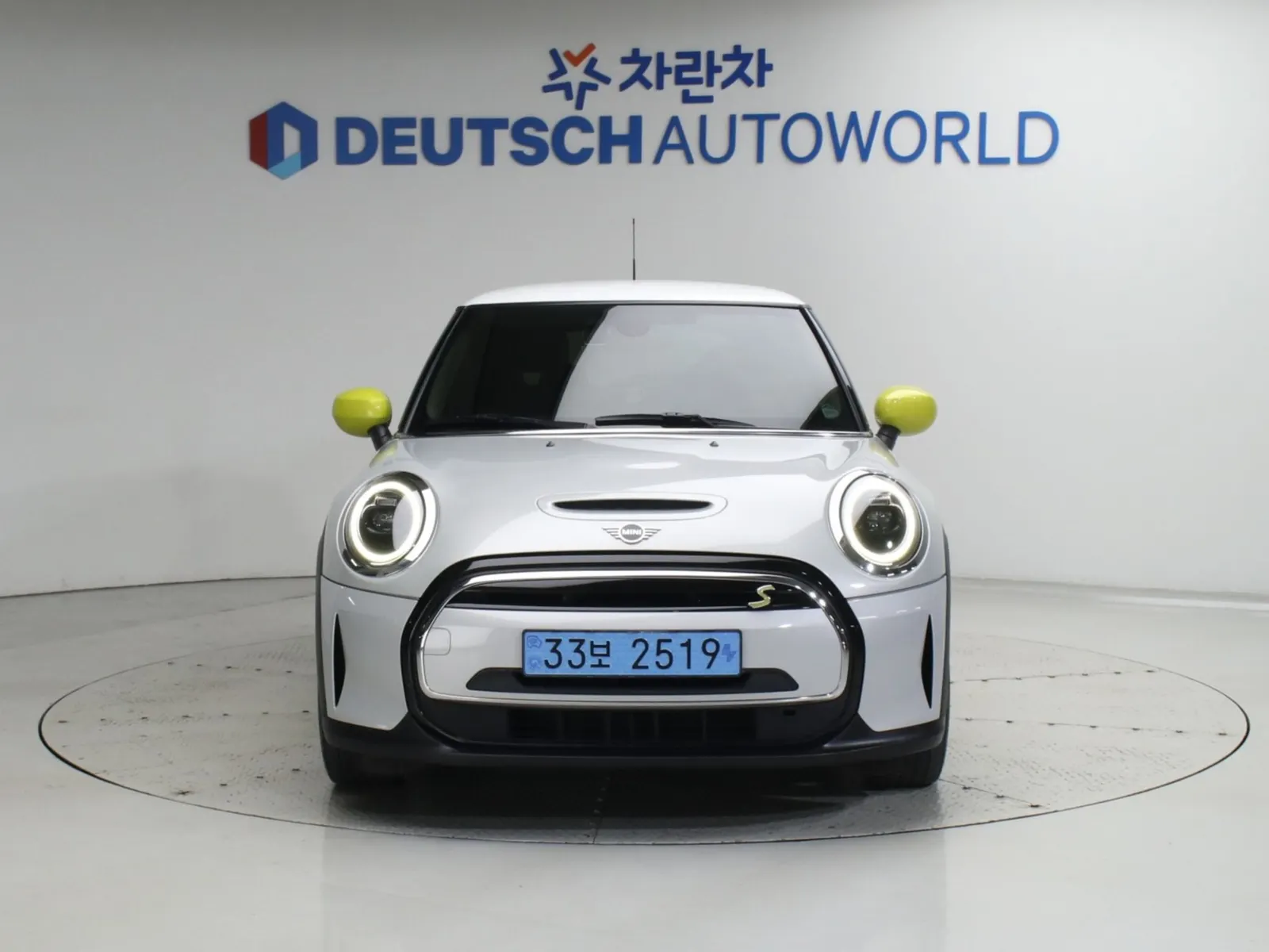 MINI 쿠퍼 일렉트릭 SE 2022 2/5