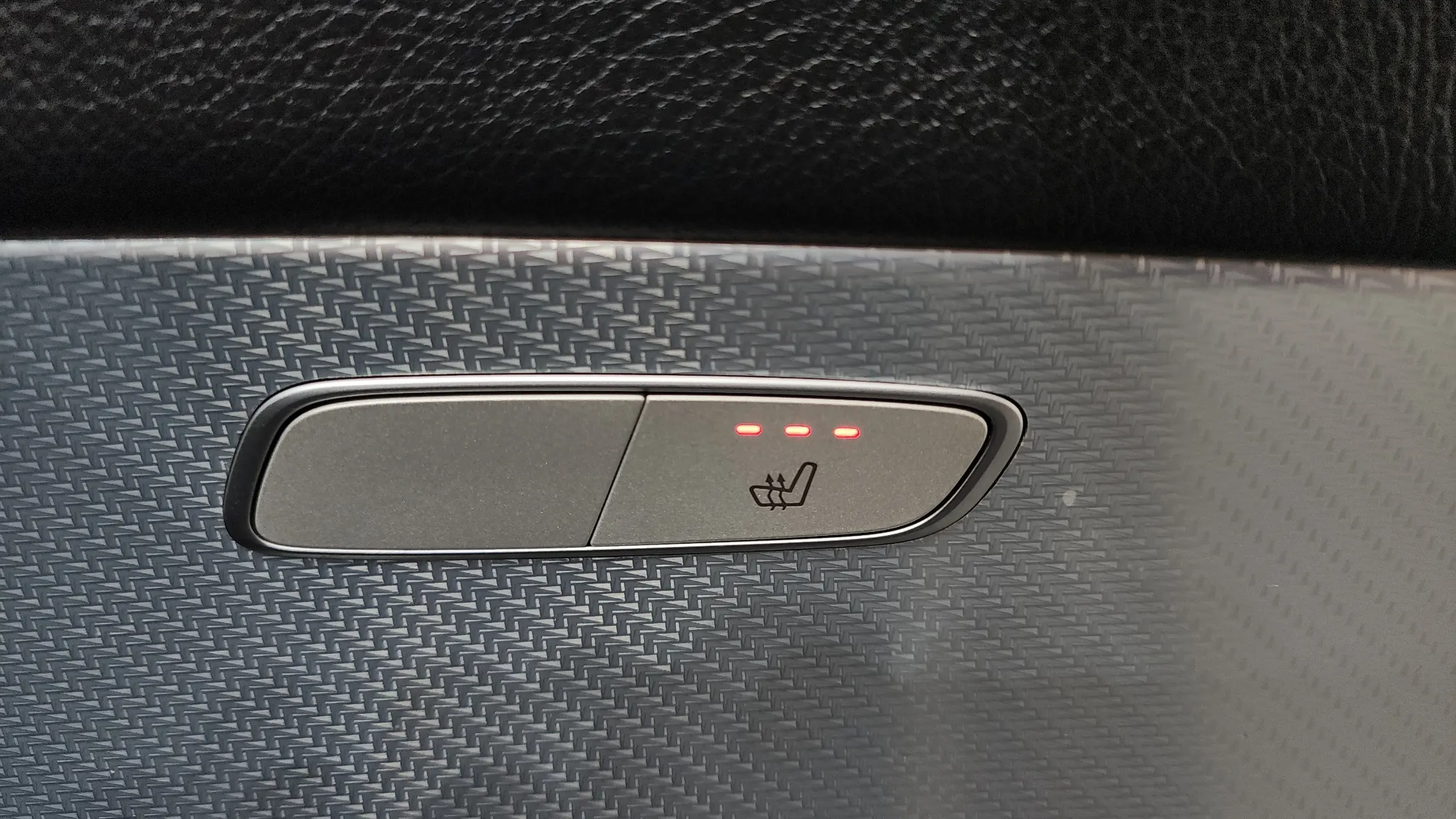 Mercedes-Benz E-Class W213 E250 2019 32/33