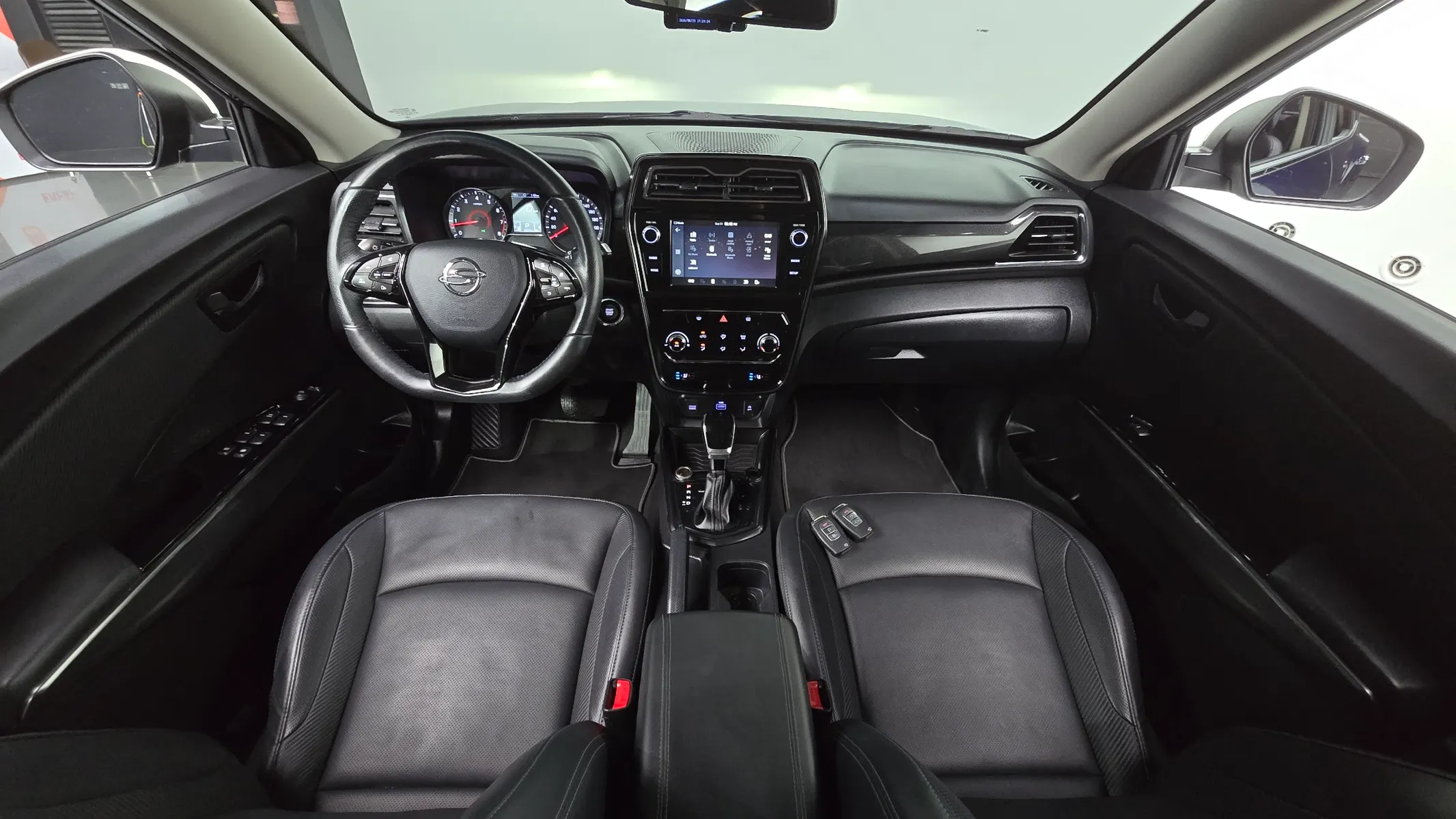 KG Mobility 베리 티볼리 1.5 2WD 2021 4/5