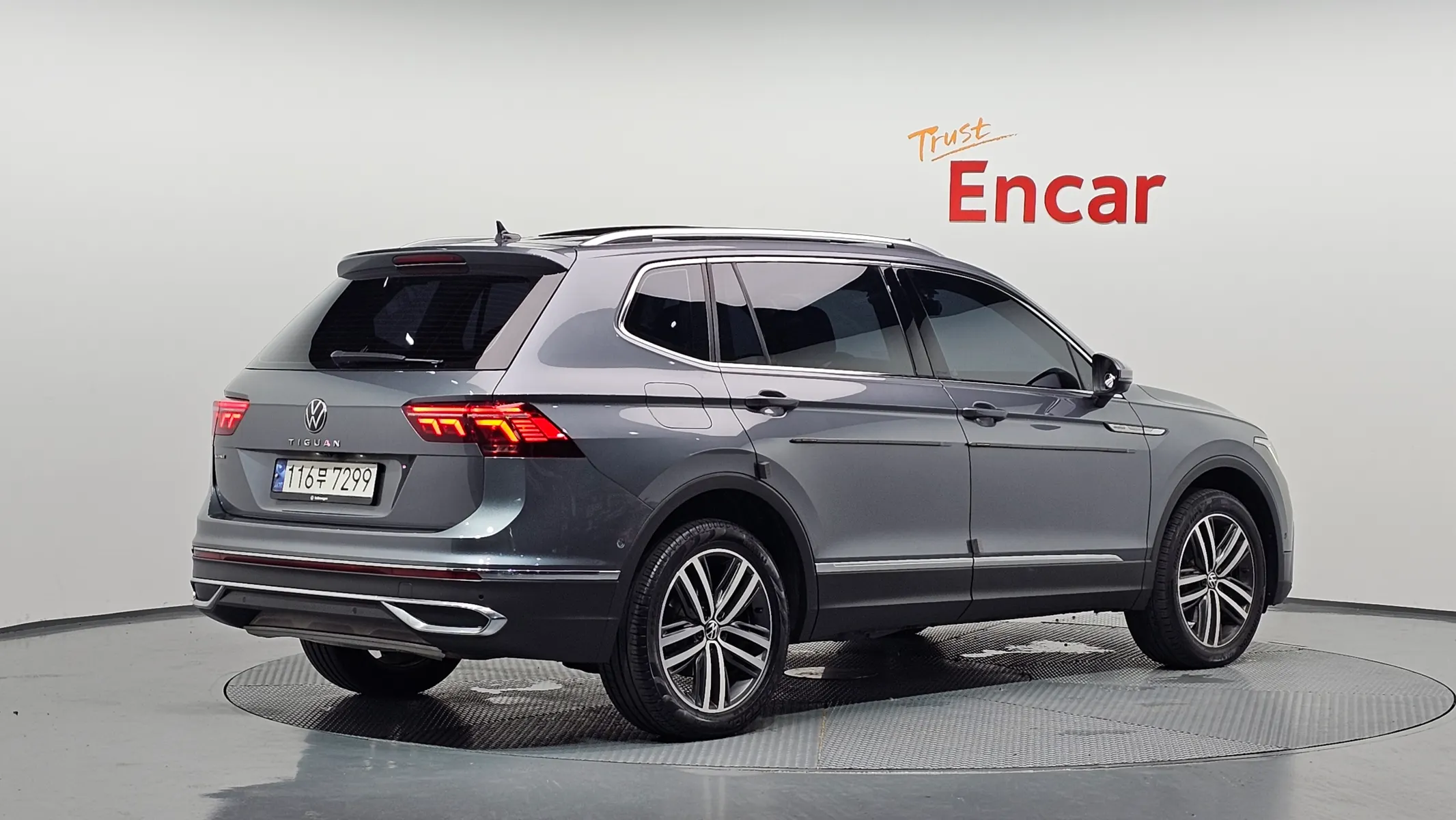 Volkswagen 티구안 올스페이스 2.0 TSI 2023 2/37