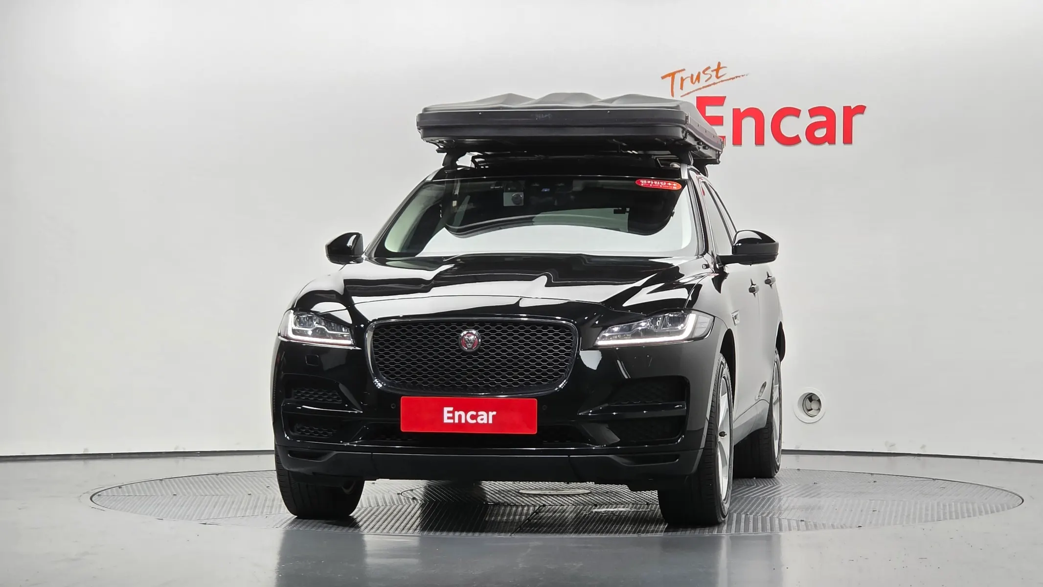 Jaguar F-PACE 20d 2019 2/5