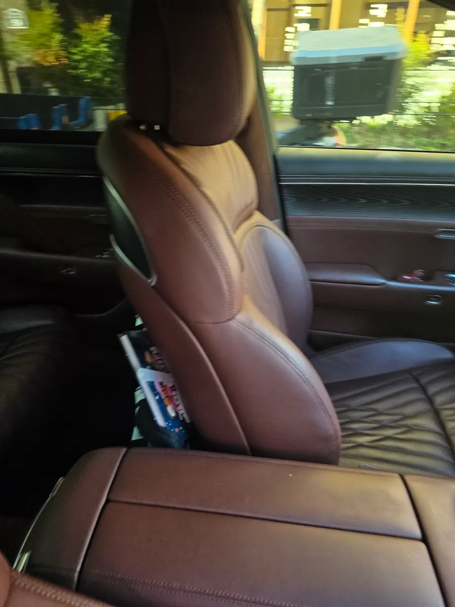 Genesis G90 (RS 4) 3.5 AWD 2023 4/5