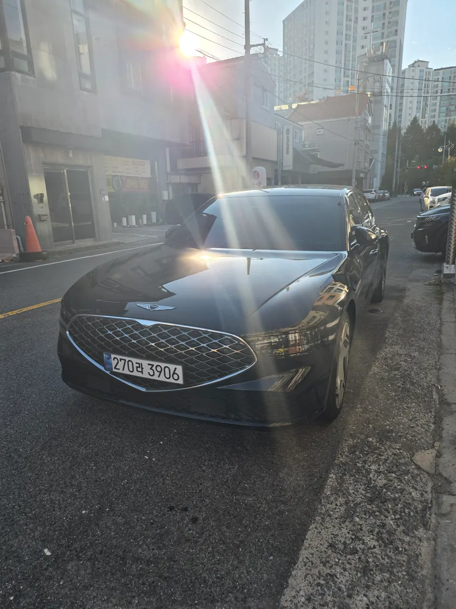 Genesis G90 (RS 4) 3.5 AWD 2023 2/5