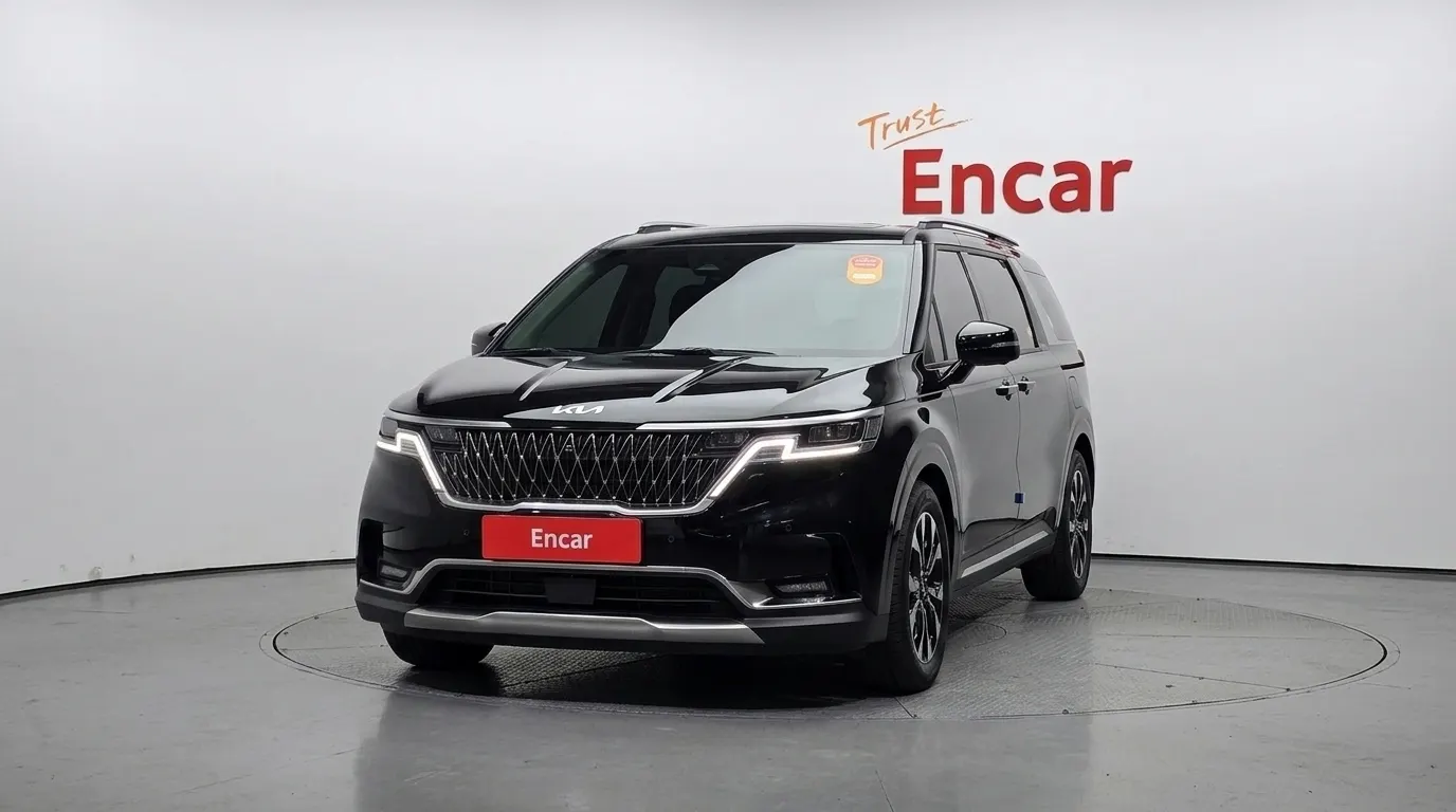 Kia Carnival 9 2022 2/5