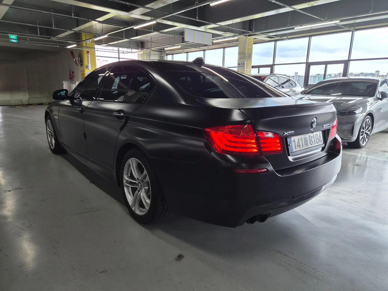 BMW 5 Series (F10) 530d xDrive M 2014 2/21