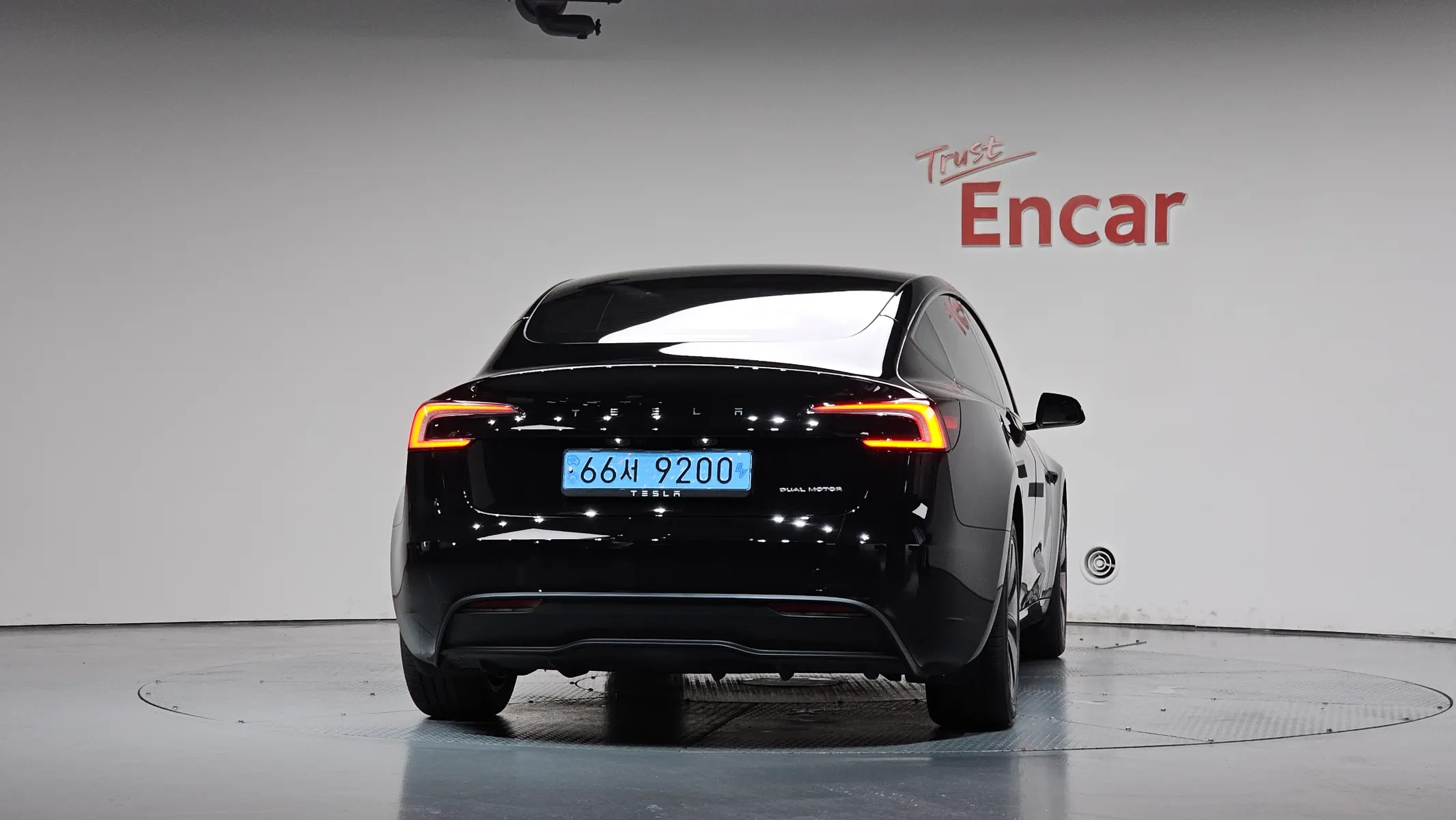 Tesla 3 AWD 2024 3/5