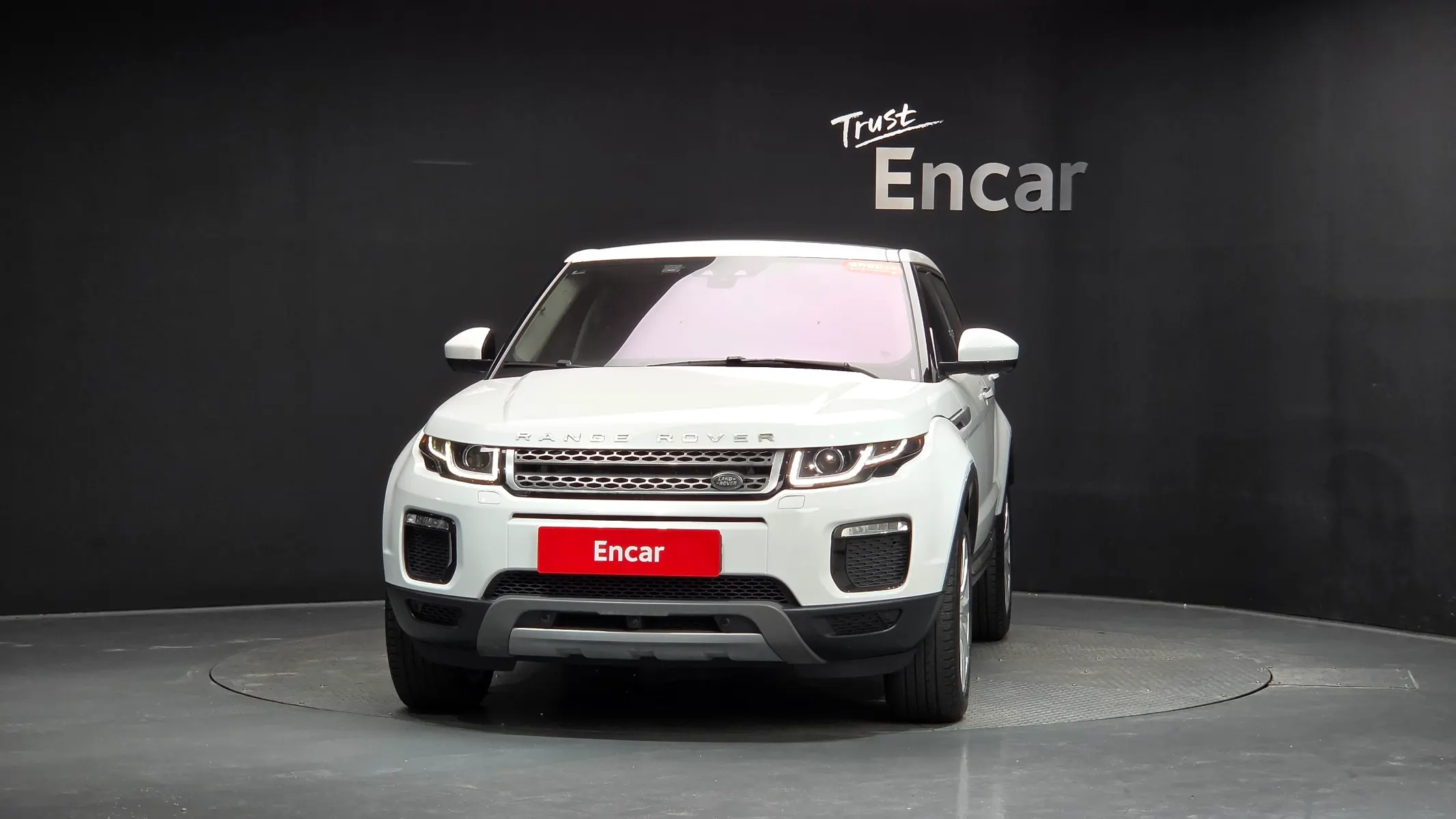 Land Rover 레인지로버 이보크 2.0 TD4 HSE 2019 2/35