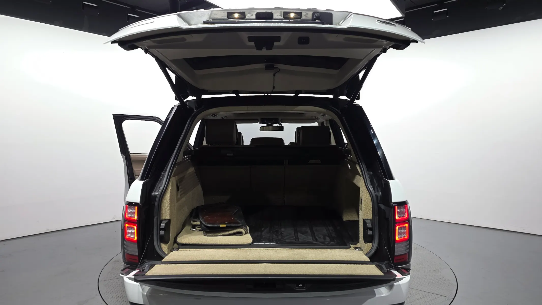 Land Rover 4 4.4 SDV8 AB 2015 20/21