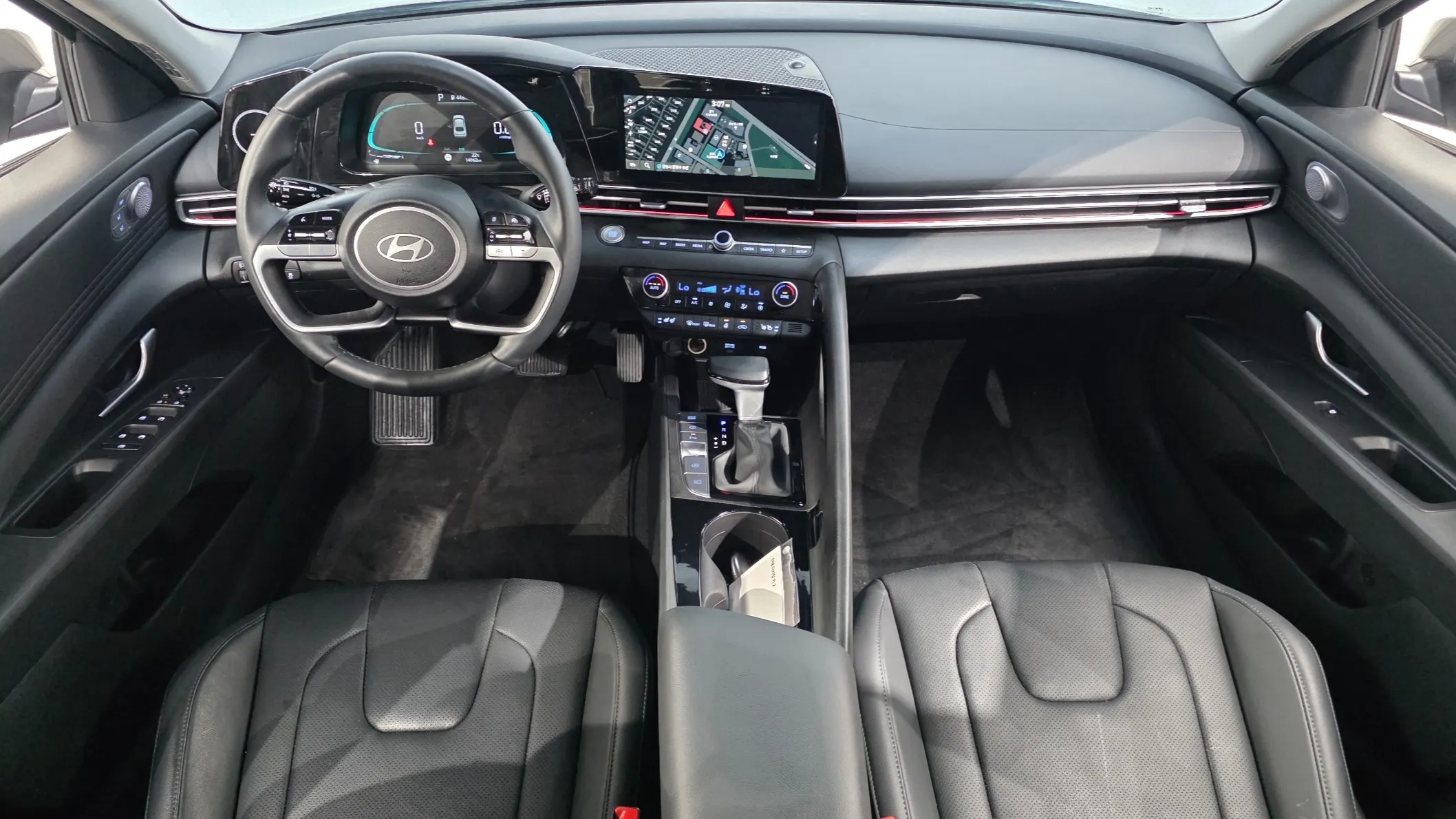 Hyundai (CN7) 2023 4/5