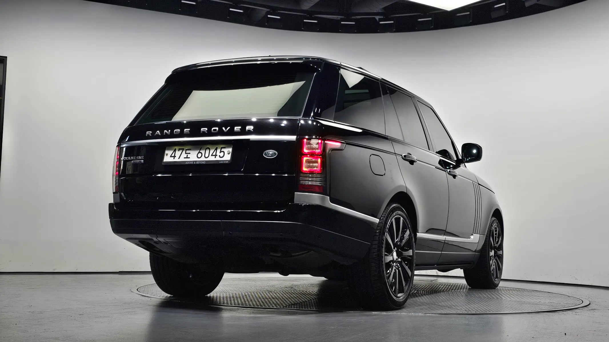 Land Rover 4 4.4 SDV8 Vogue SE 2017 2/21