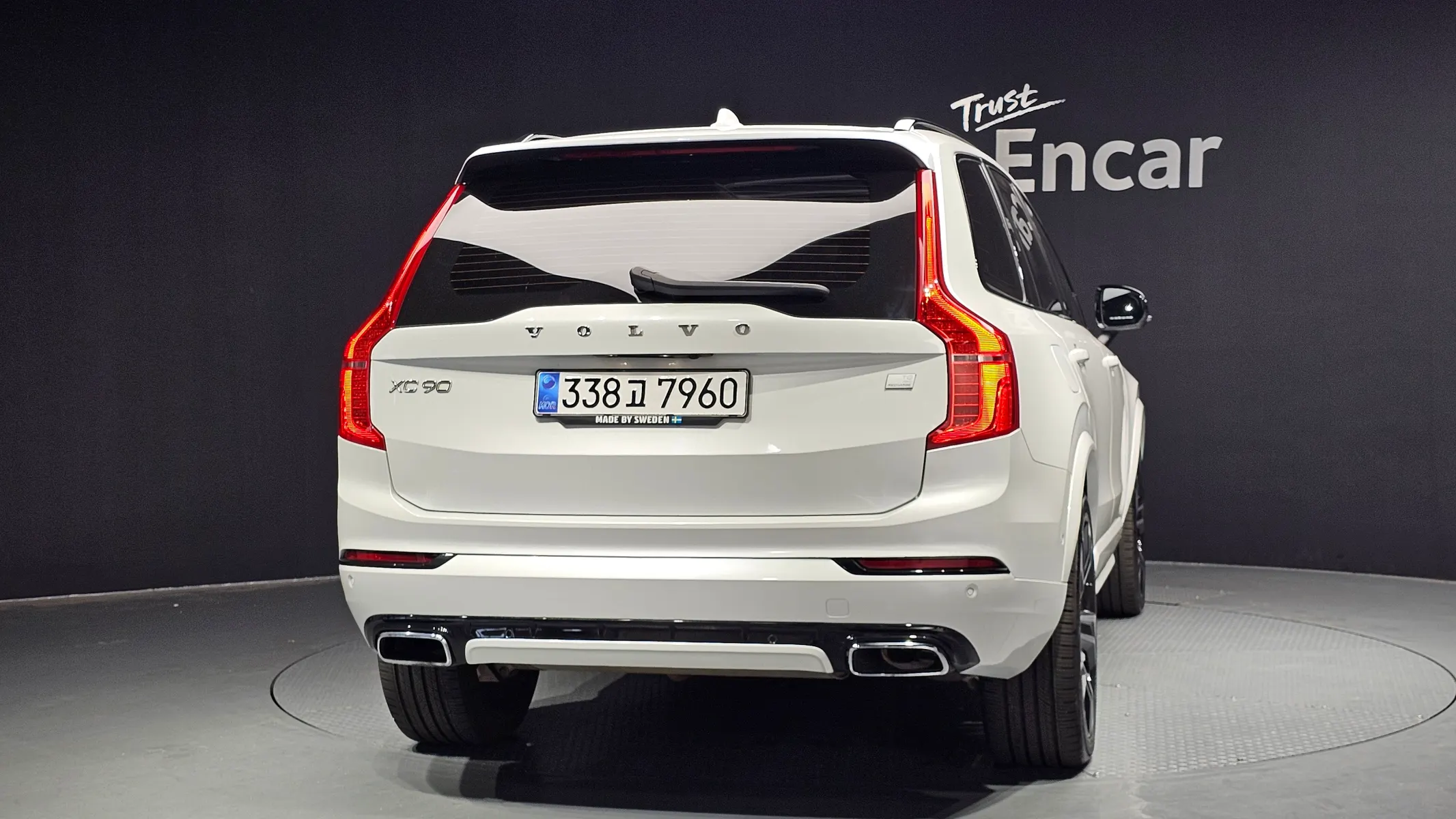Volvo XC90 2 T8 R- 2020 3/5
