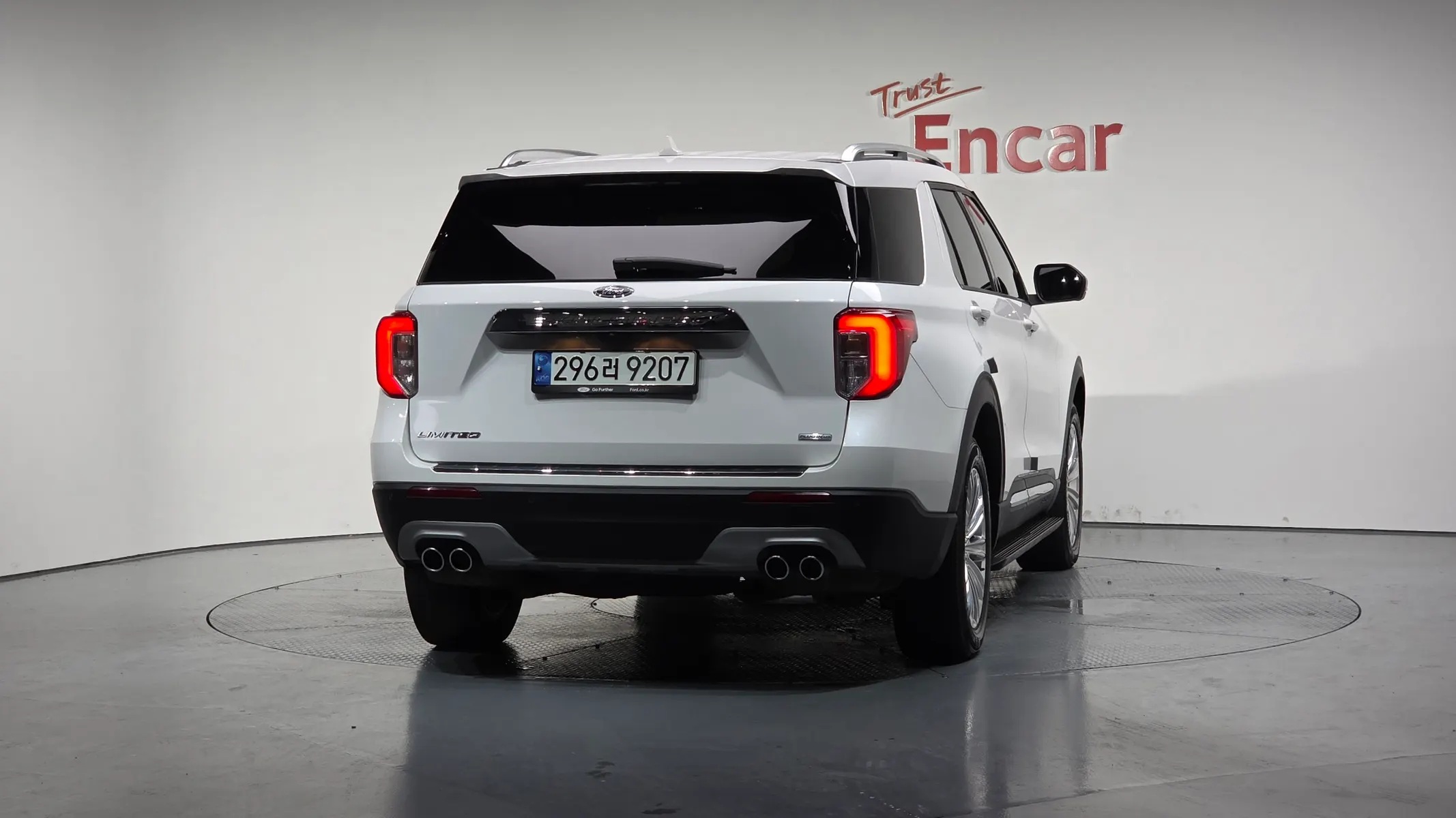 Ford 6 3.0 PHEV 2020 3/5