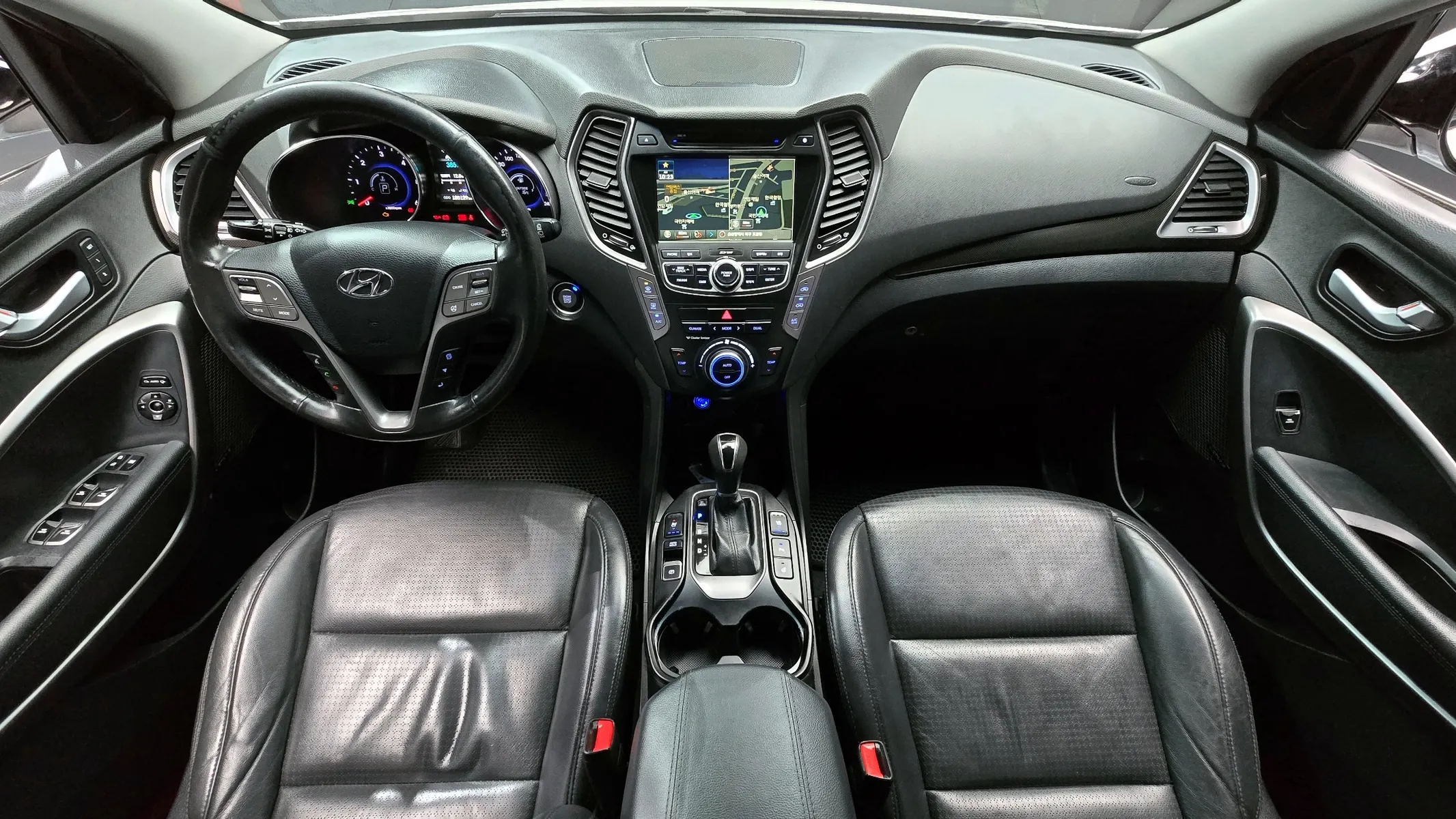 Hyundai DM (e-VGT) 2.2 2WD 2013 4/5