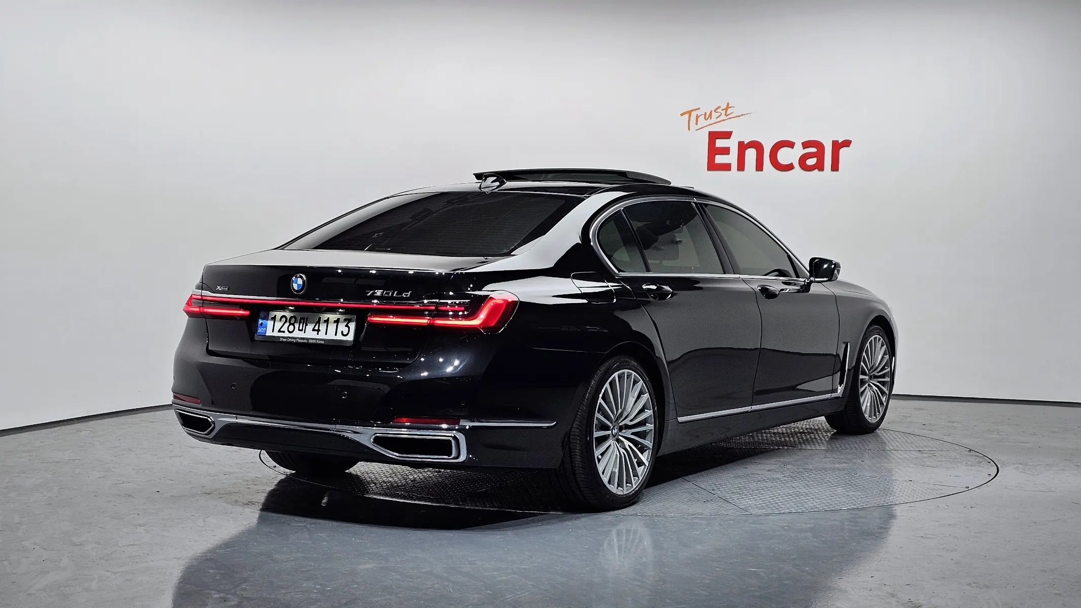 BMW 7 Series (G11) 730Ld xDrive 2020 2/21