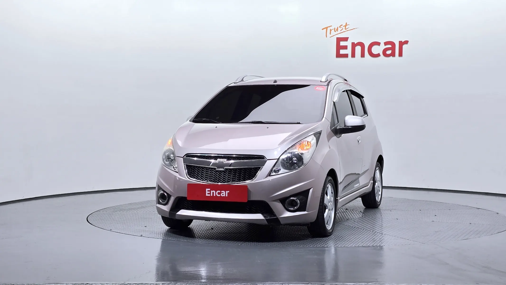 Chevrolet Spark LT 2011 2/5