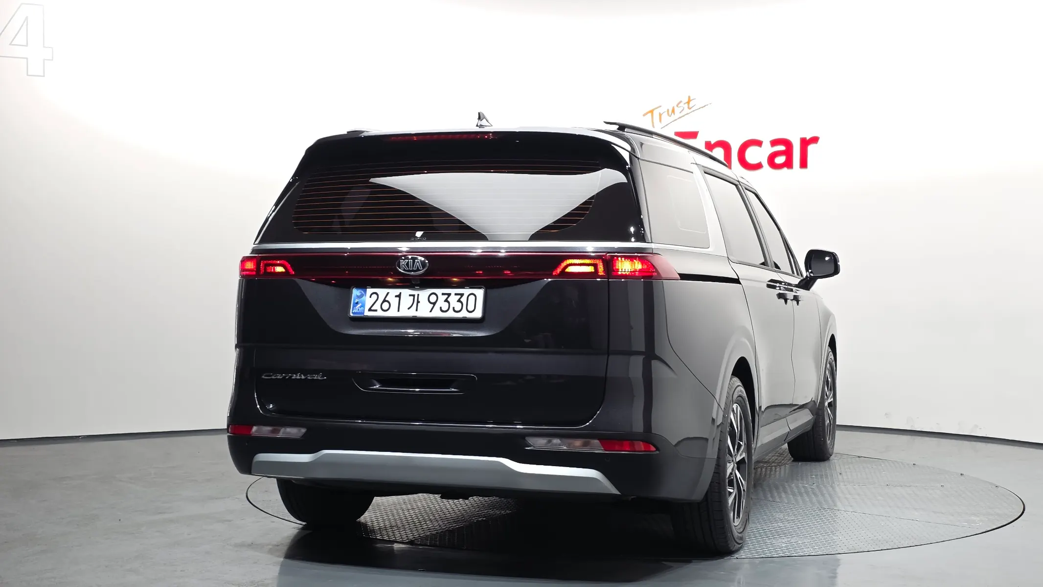 Kia Carnival 9 2021 3/4