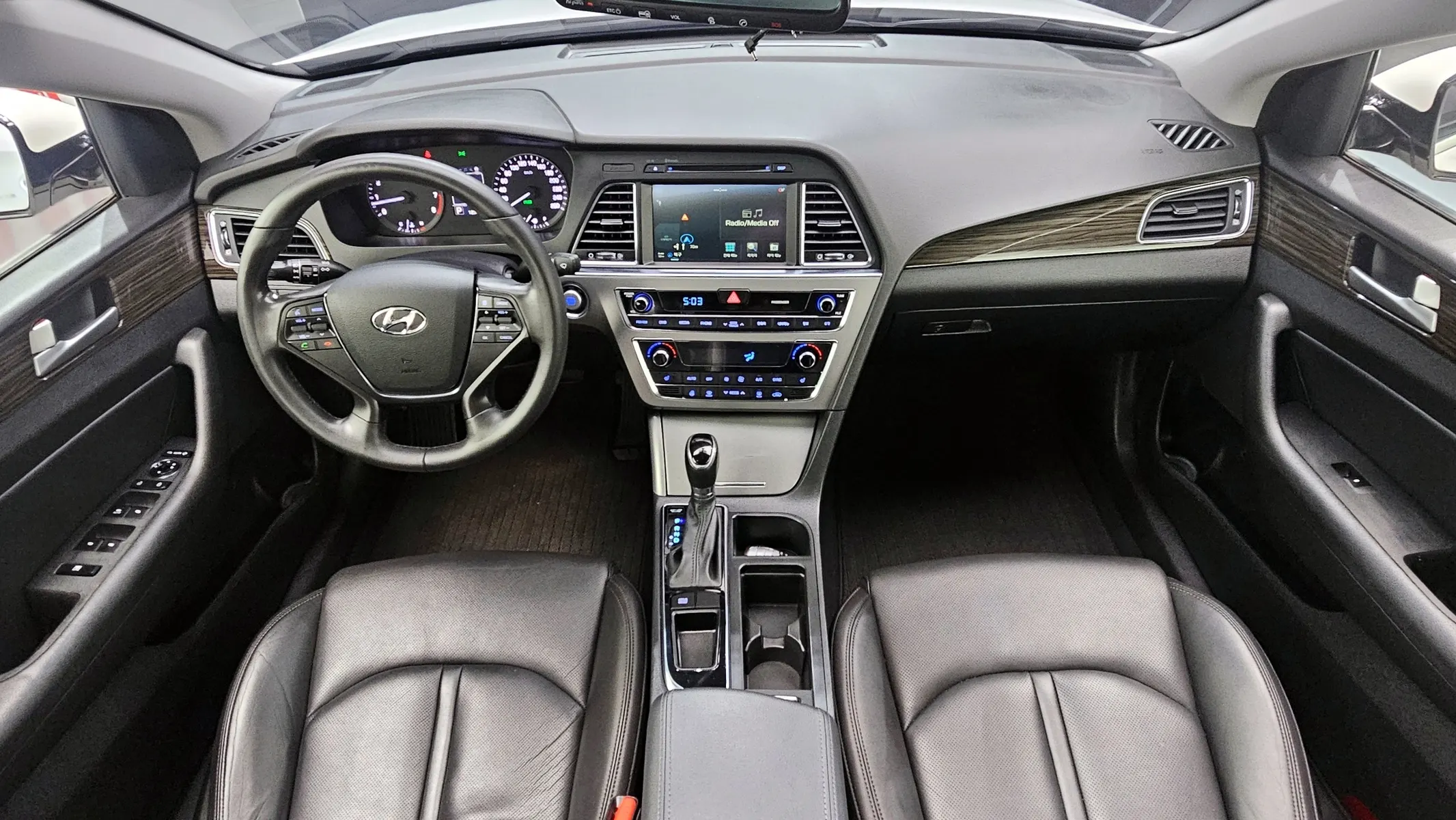 Hyundai LF 2.0 2014 4/5