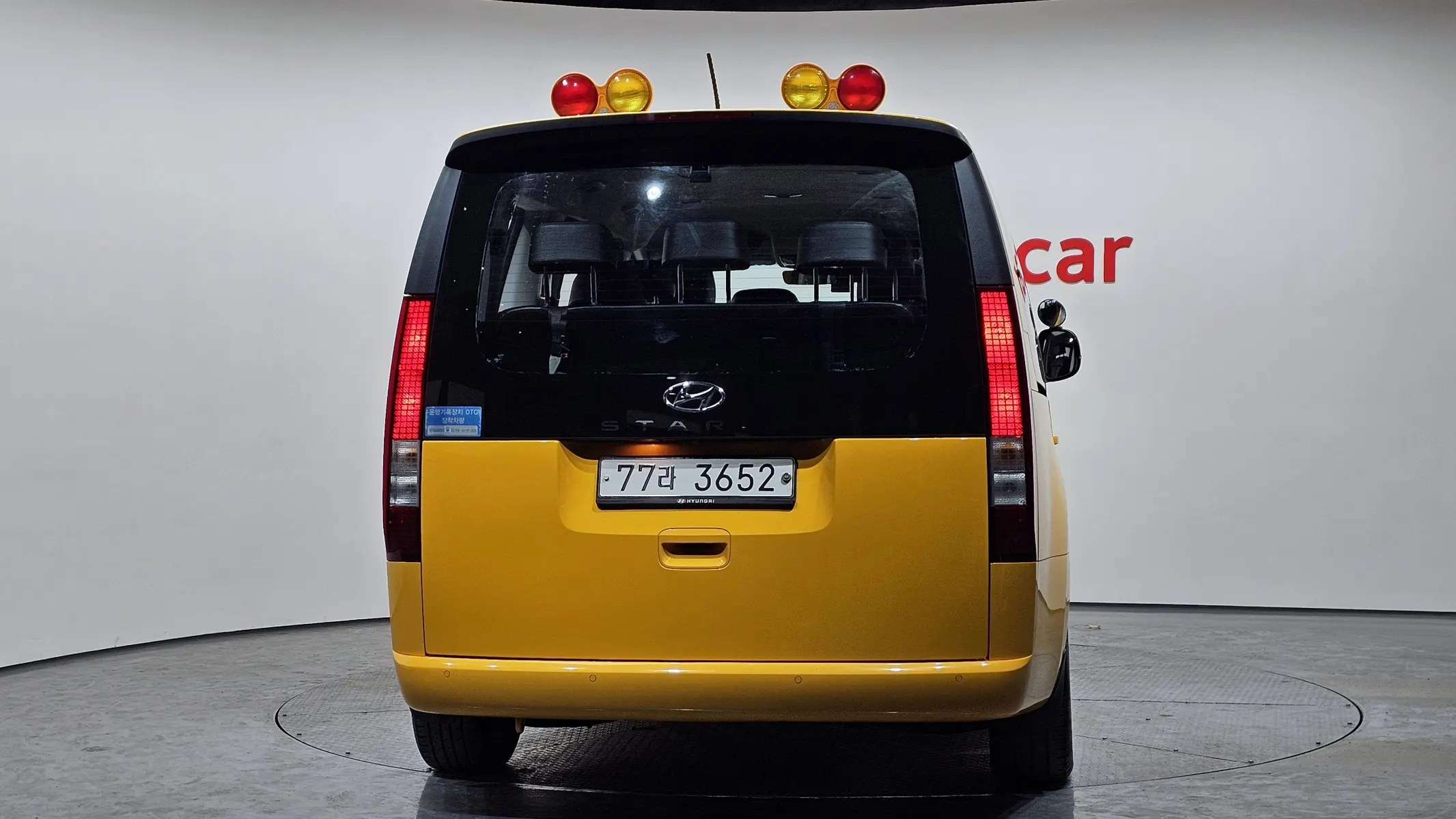 Hyundai Staria L3.5 2021 3/5