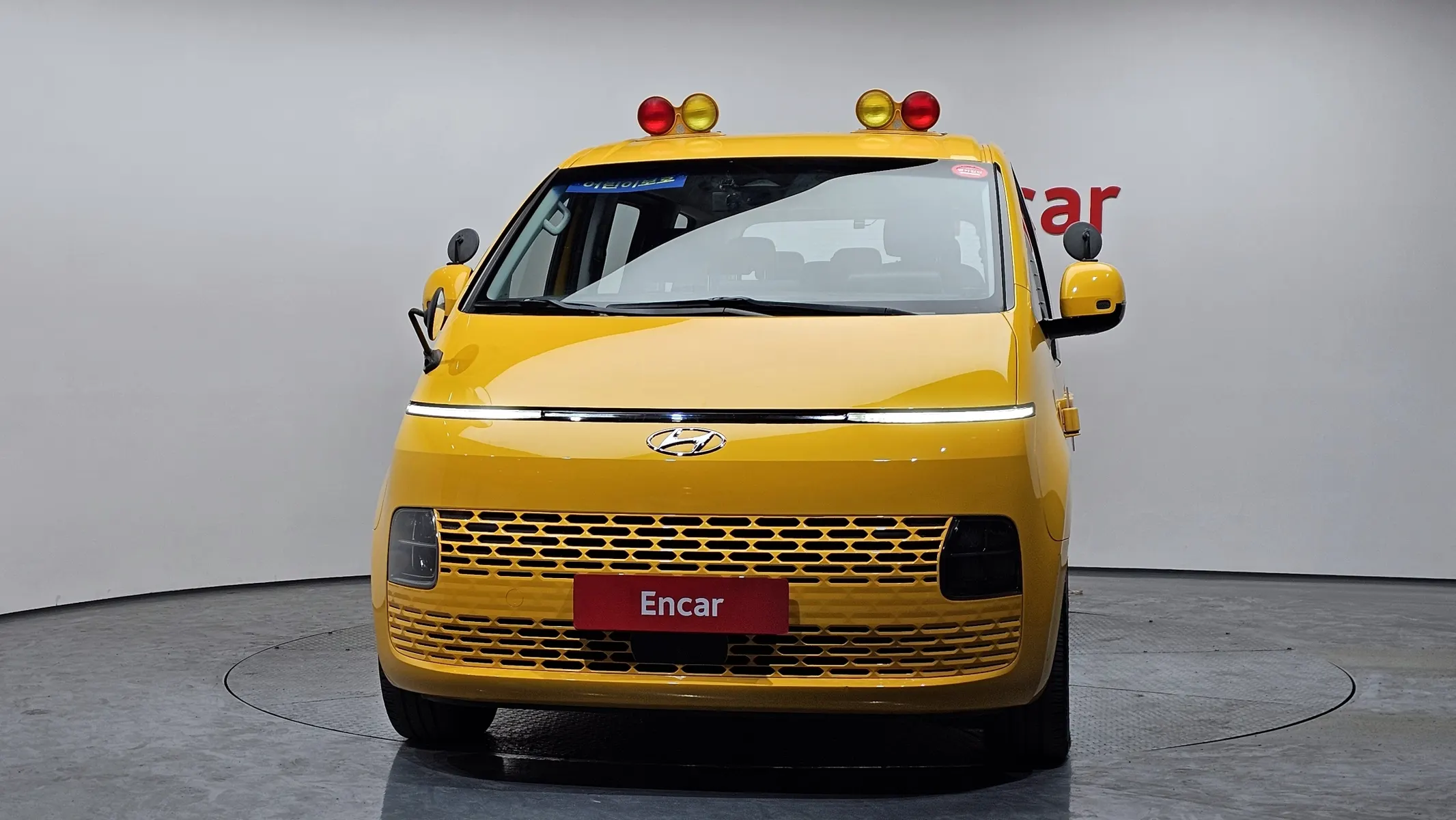 Hyundai Staria L3.5 2021 2/5