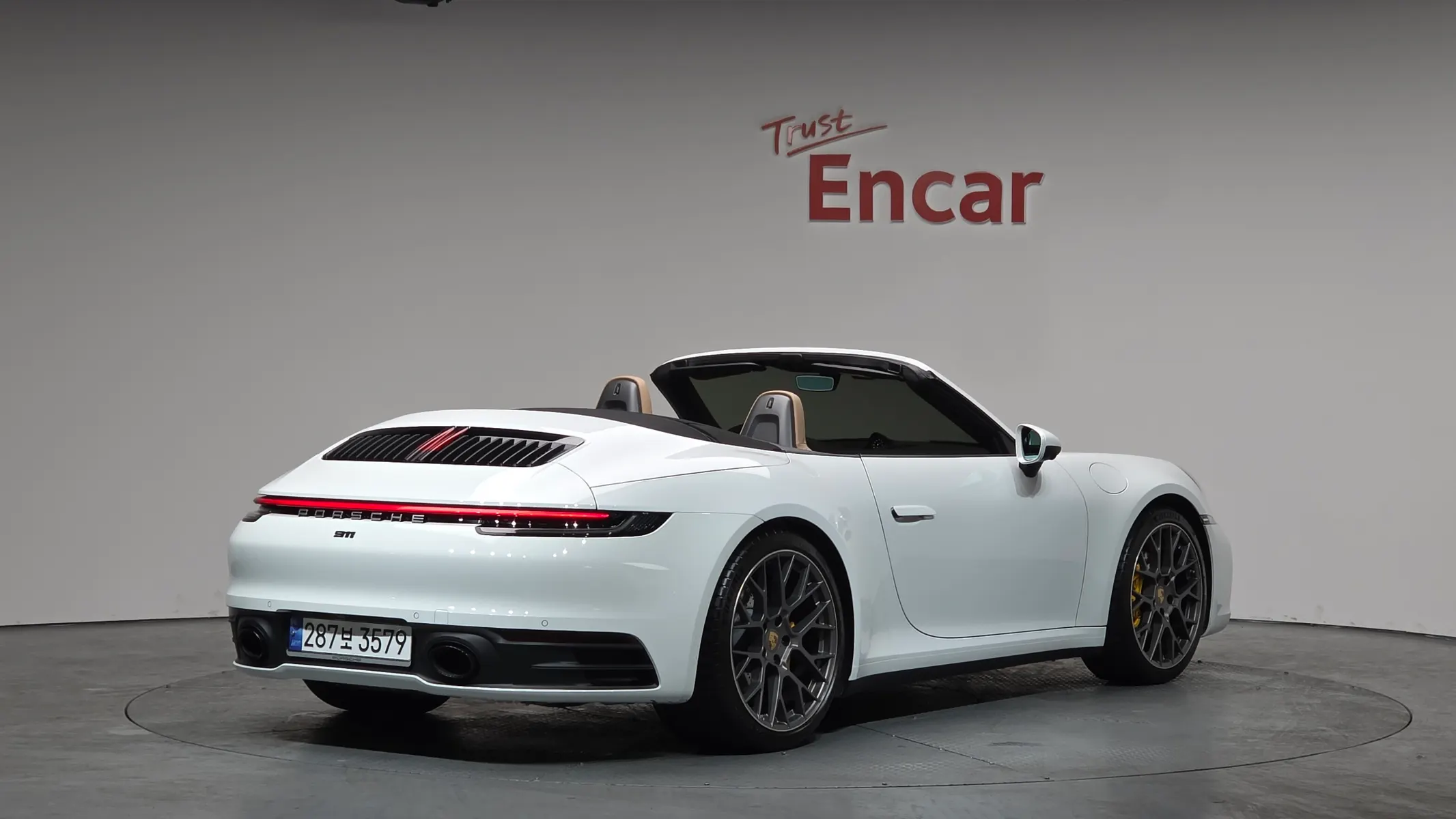 Porsche 911 (992) 2024 2/22