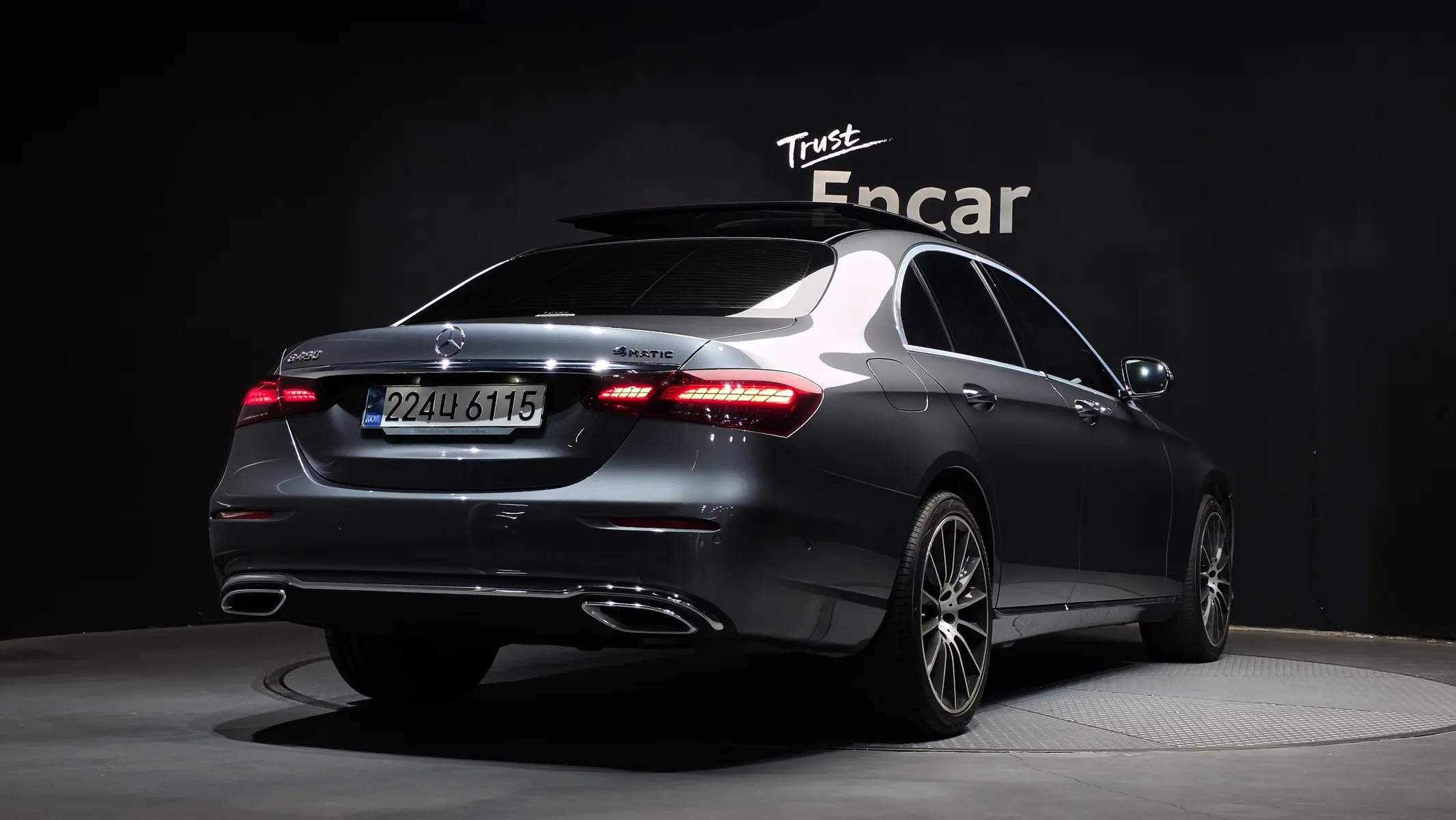 Mercedes-Benz E-Class W213 E450 4MATIC 2021 2/21