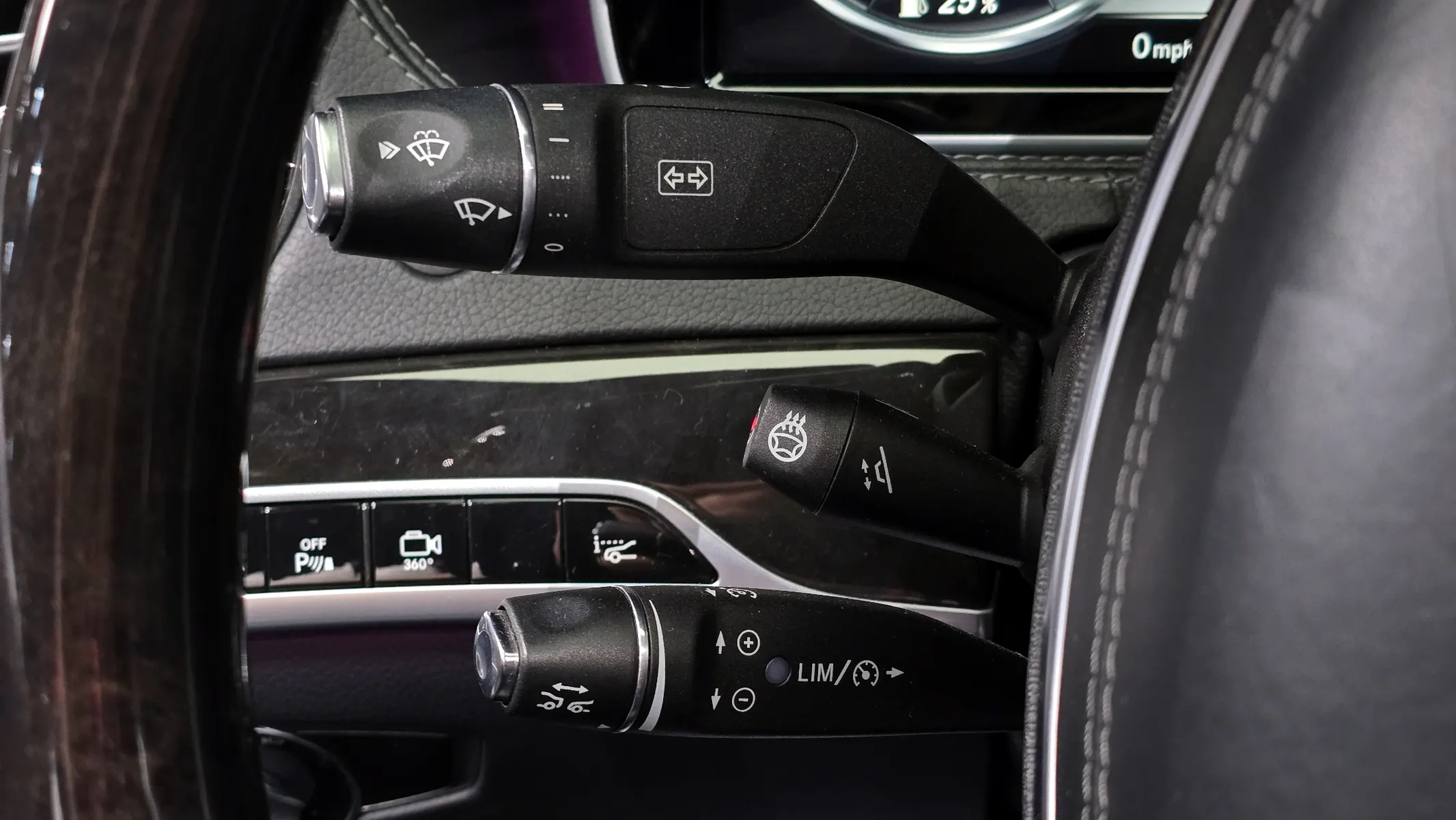 Mercedes-Benz S-Class W222 S350 d 4MATIC 2015 36/37