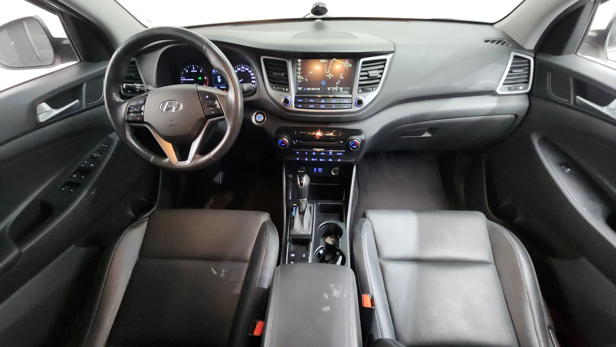 Hyundai Tucson 1.7 2WD 2015 4/5