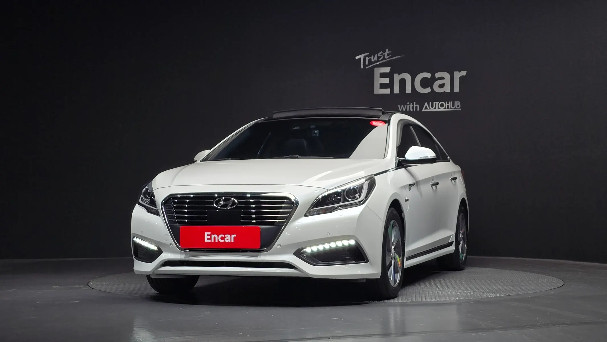 Hyundai LF 2.0 HEV 2015 2/5