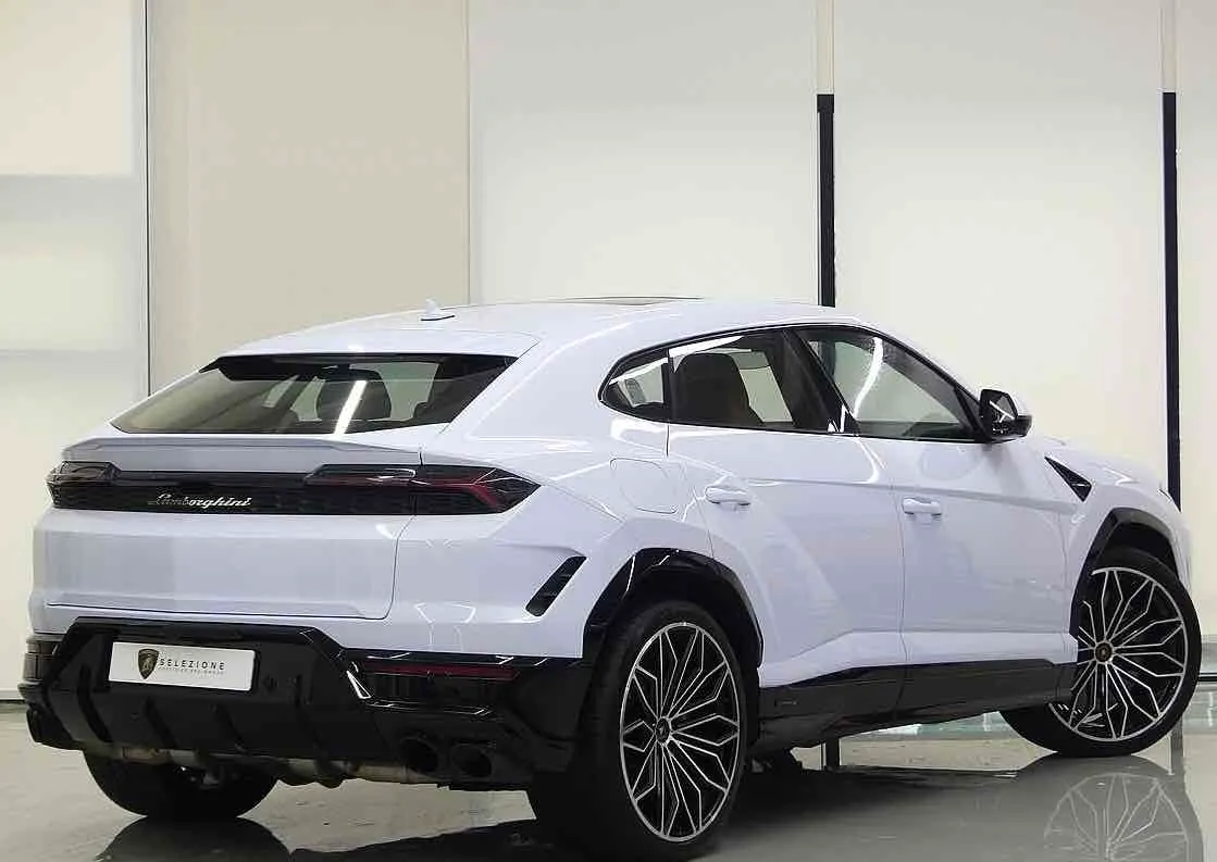 Lamborghini 우루스 4.0 V8 SE 2025 2/5