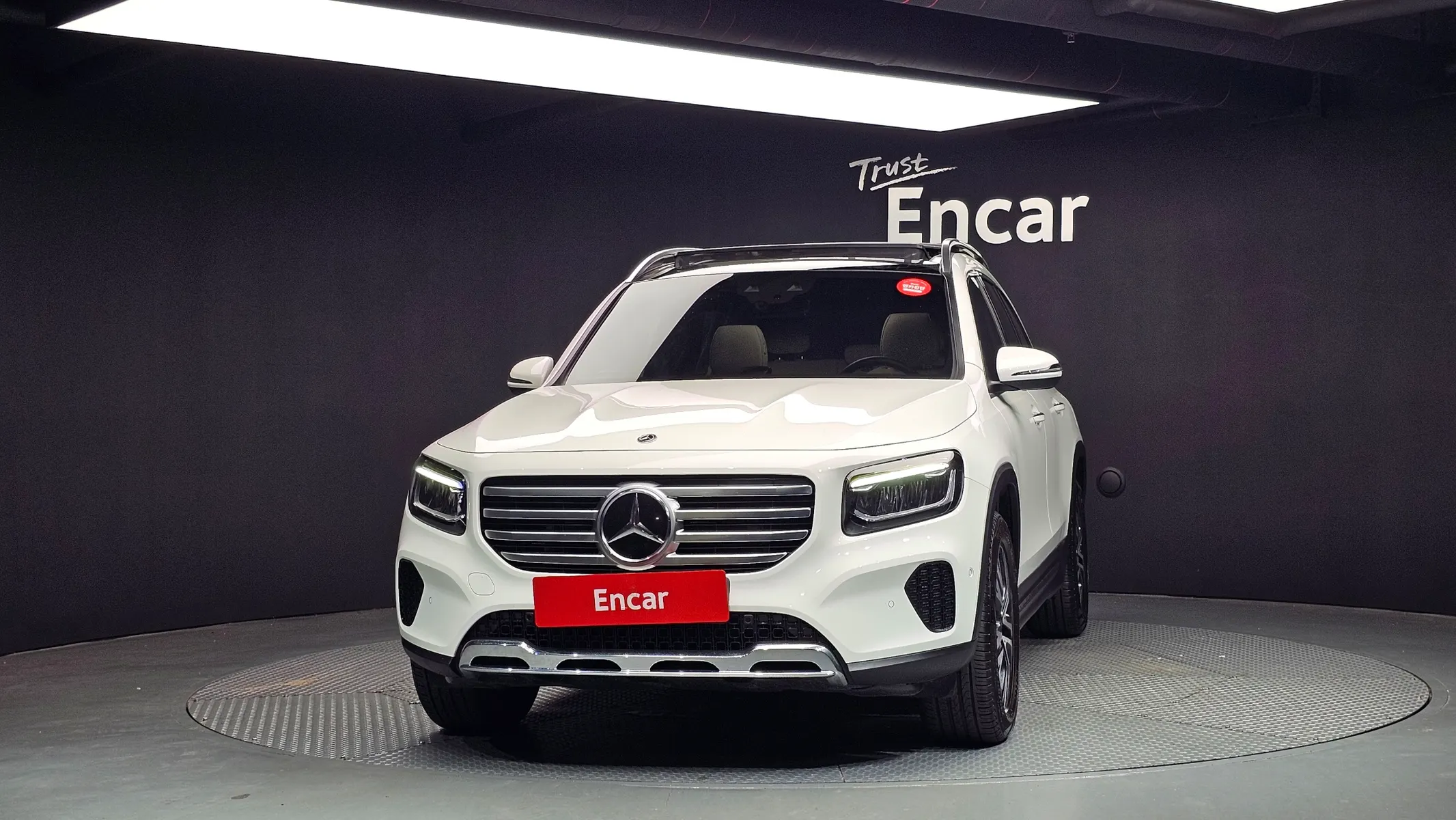 Mercedes-Benz GLB-Class X247 GLB200 d 2024 3/32